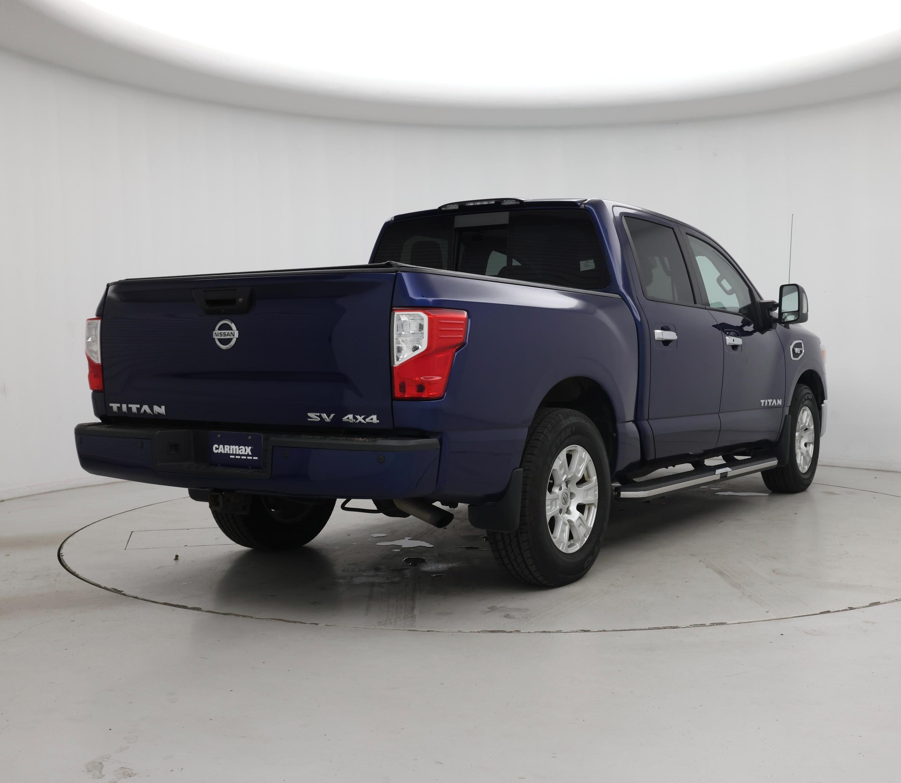 Thumbnail: 2017 Nissan Titan - 8
