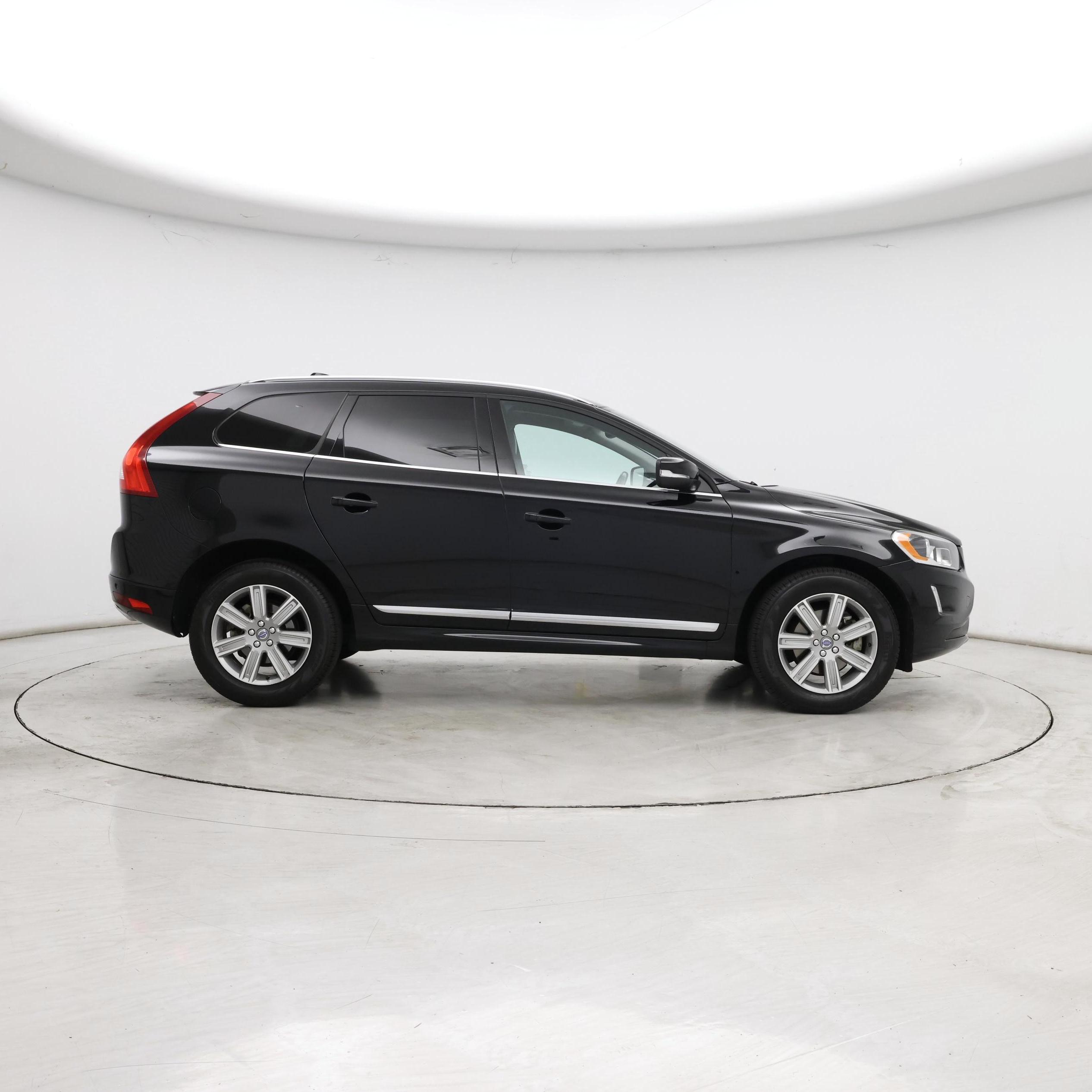 Thumbnail: 2017 Volvo XC60 - 7