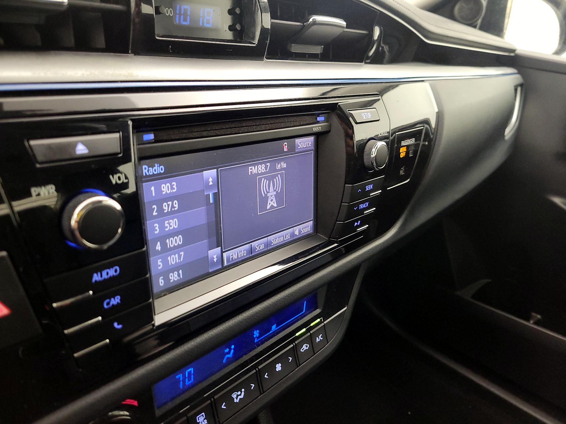 Thumbnail: 2016 Toyota Corolla - 15