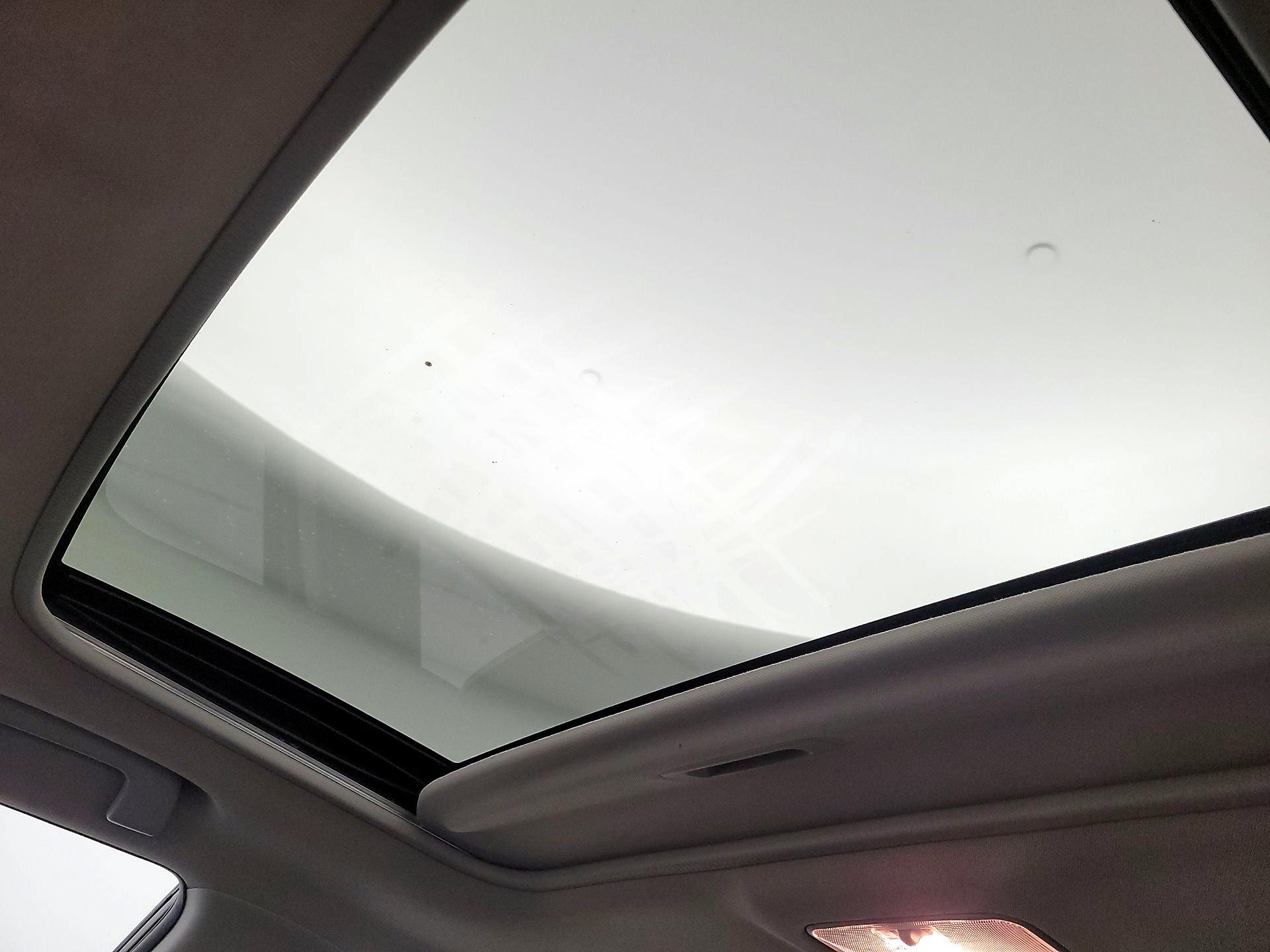 Thumbnail: 2016 Toyota Corolla - 19