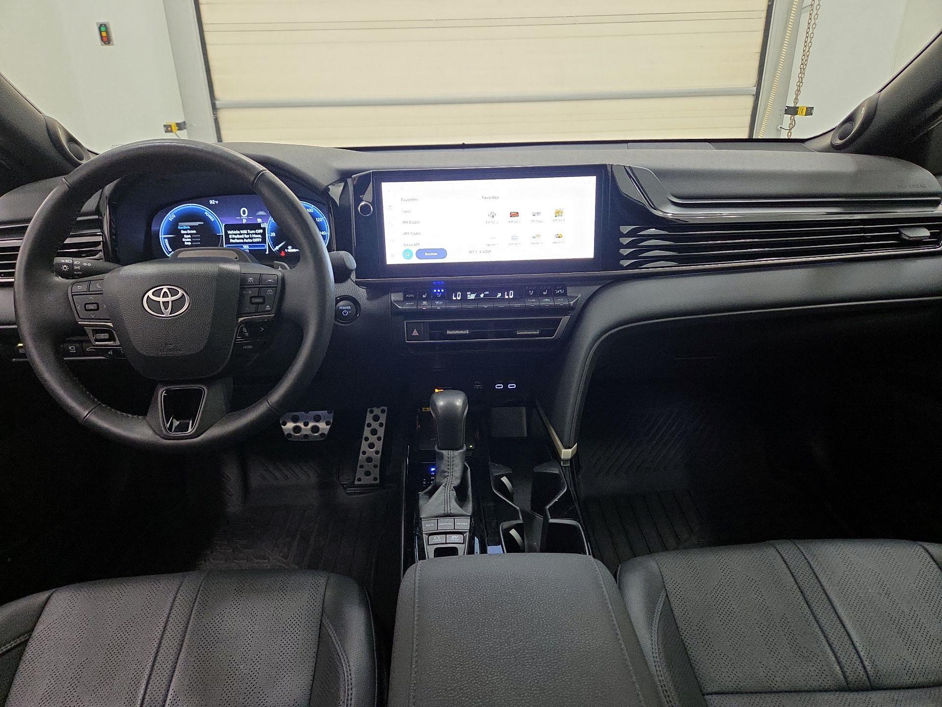 Thumbnail: 2025 Toyota Camry - 9