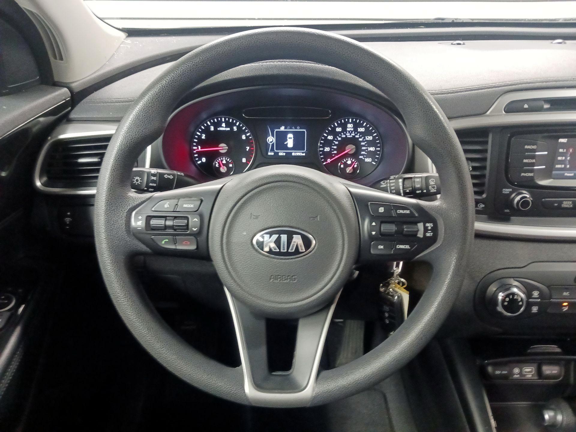 Thumbnail: 2018 Kia Sorento - 10