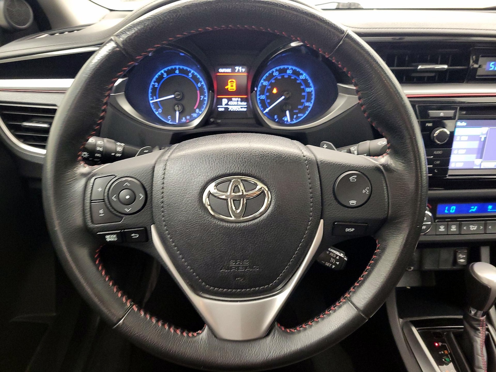 2016 Toyota Corolla L - Photo 11