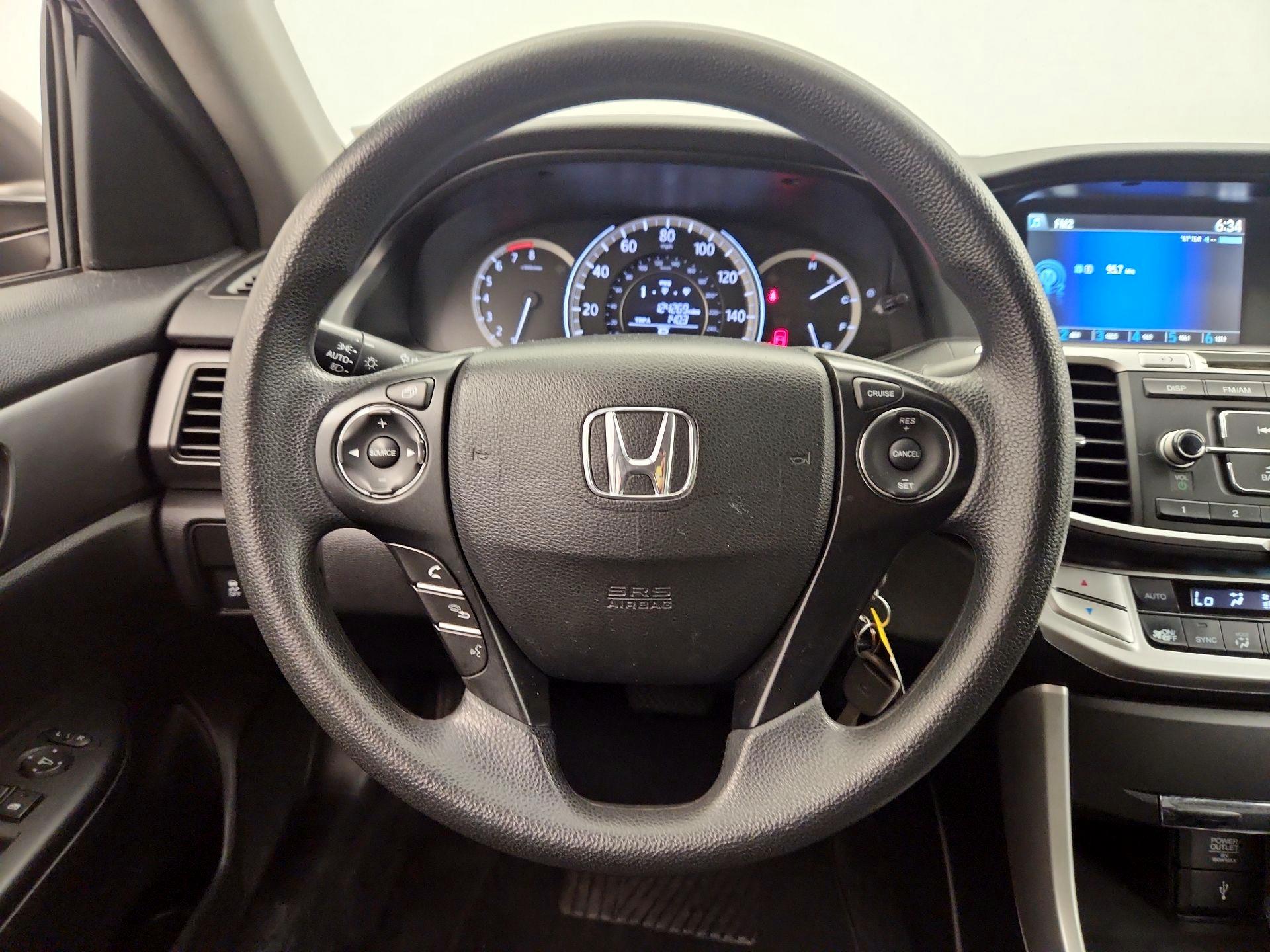 Thumbnail: 2015 Honda Accord - 10
