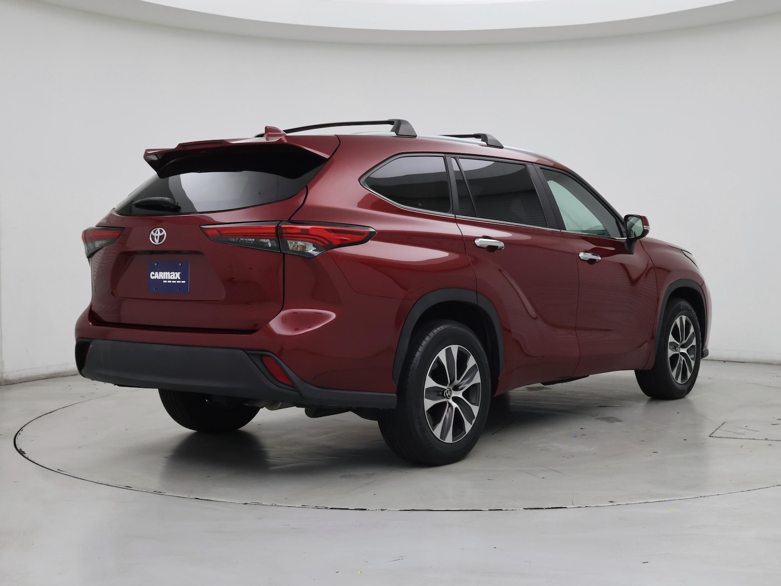 2023 Toyota Highlander XLE - Photo 9
