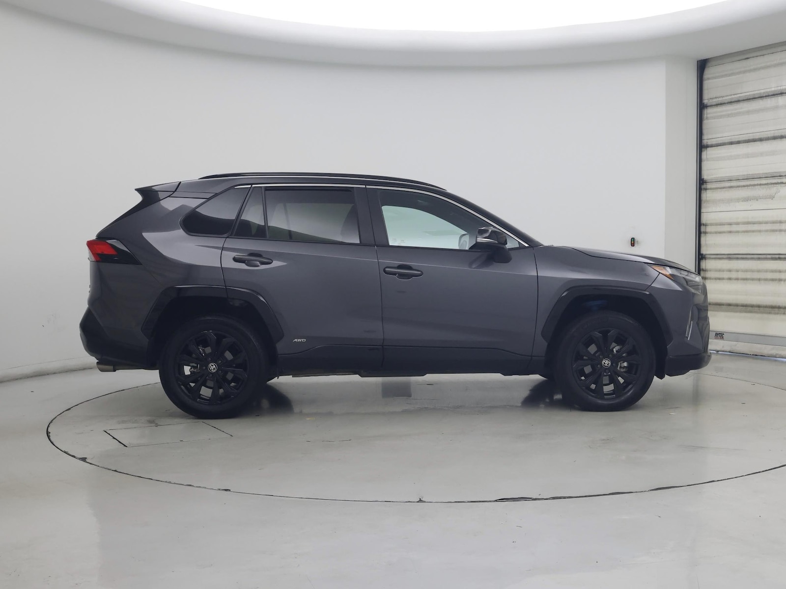 2024 Toyota RAV4 XSE - Photo 8