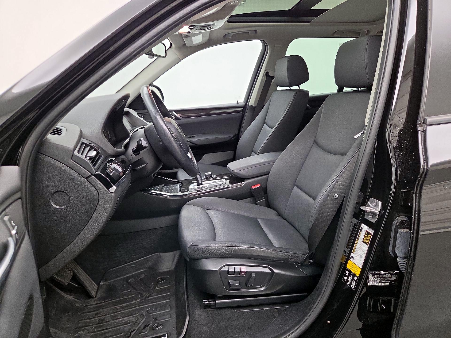 Thumbnail: 2017 BMW X3 - 11