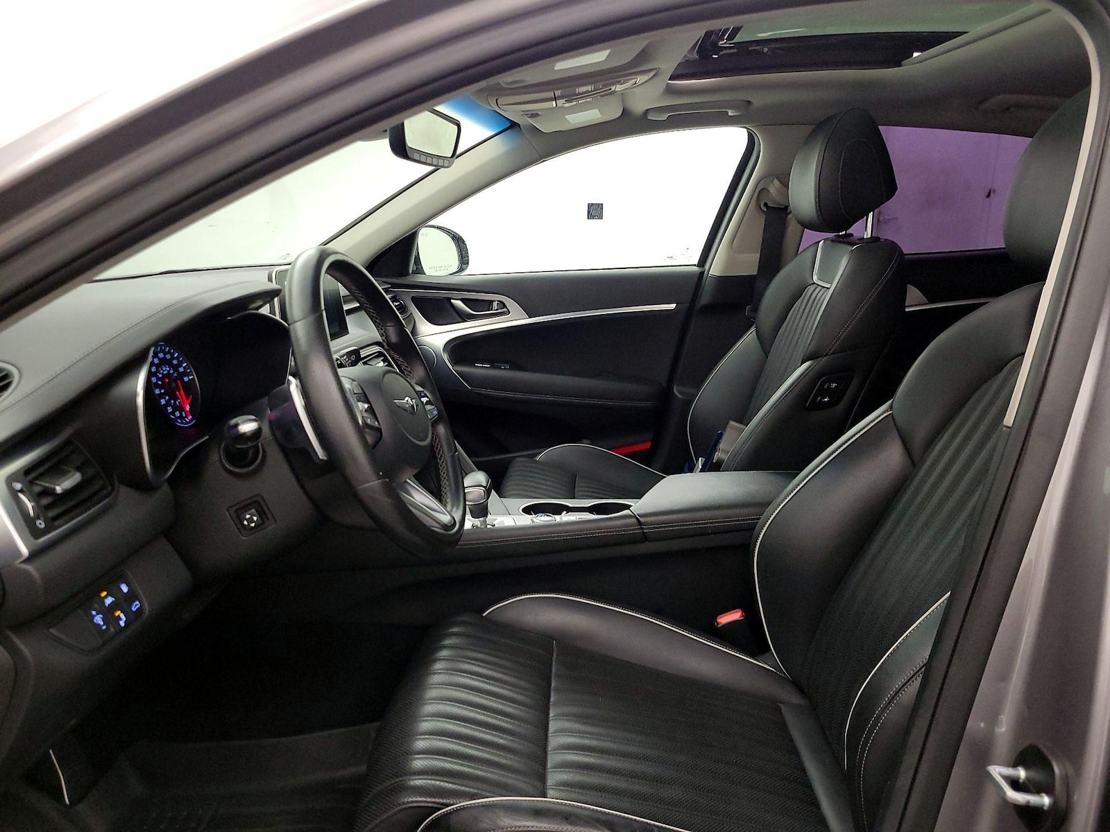 2021 GENESIS G70 Standard - Photo 12