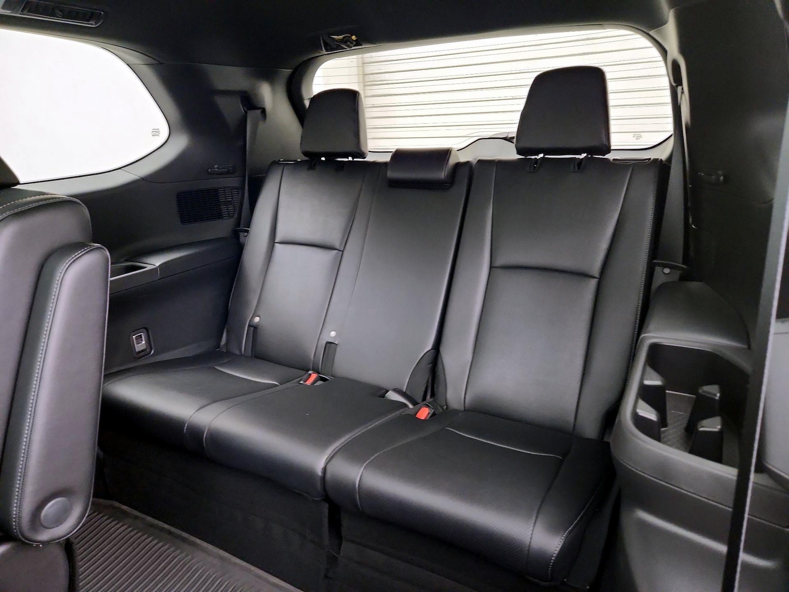 2025 Toyota Grand Highlander Limited - Photo 22