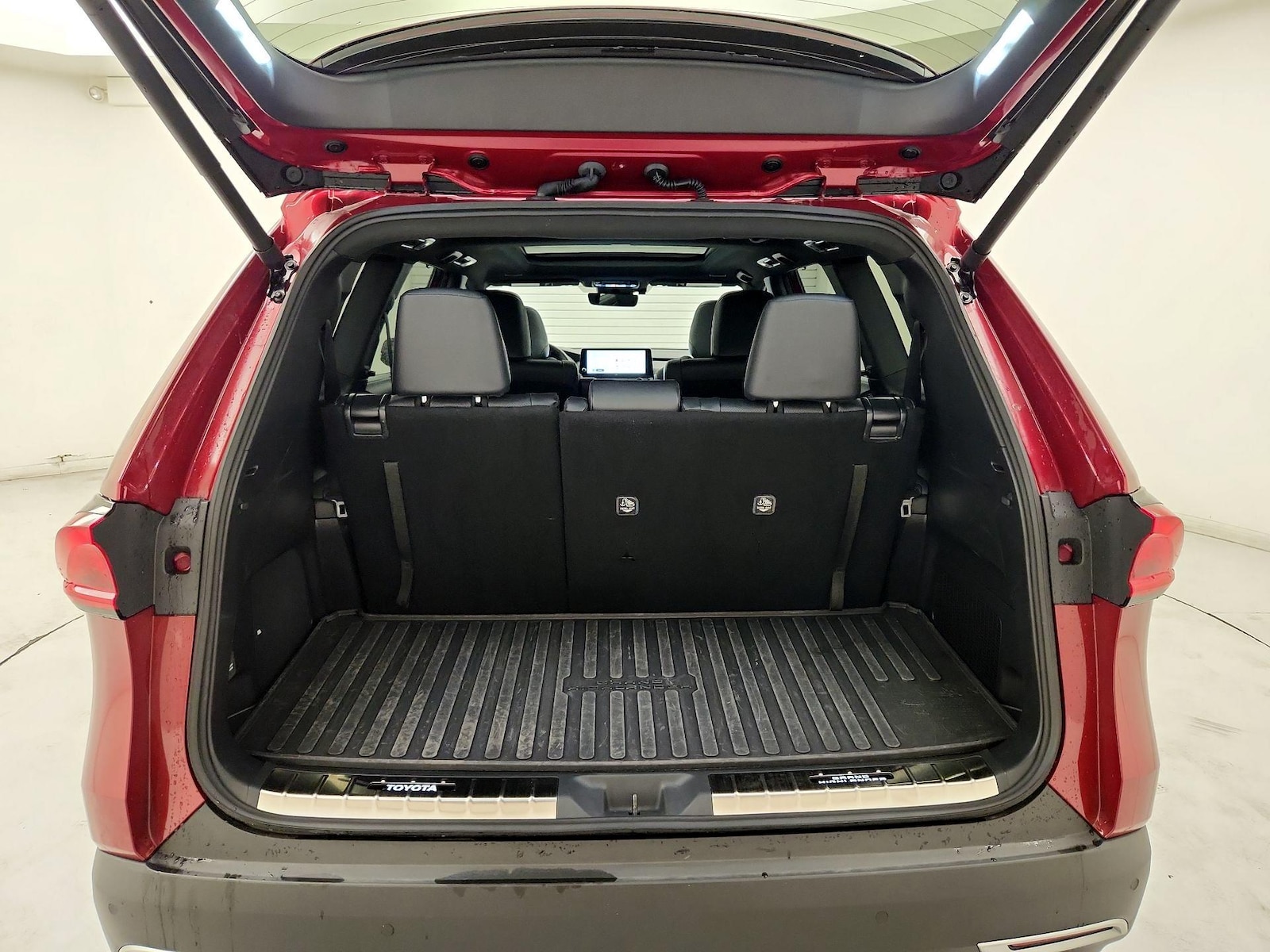 2025 Toyota Grand Highlander Limited - Photo 23