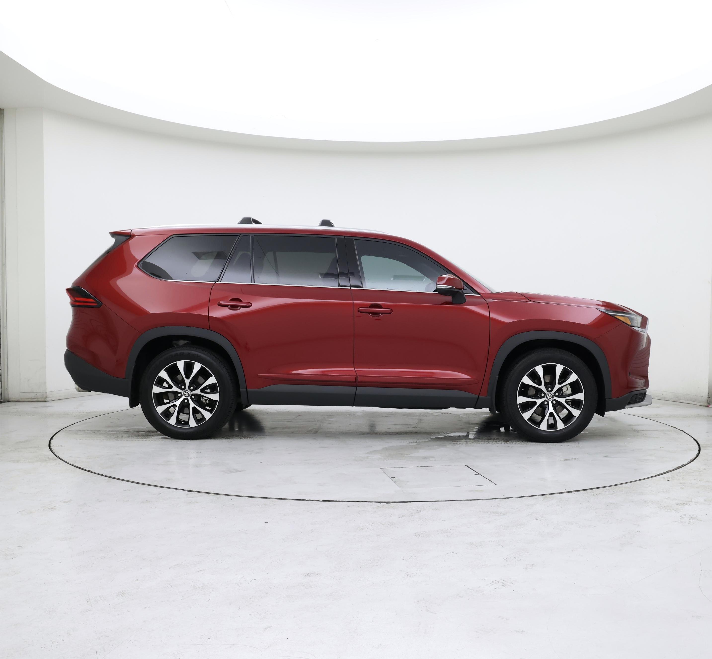Thumbnail: 2025 Toyota Highlander - 7