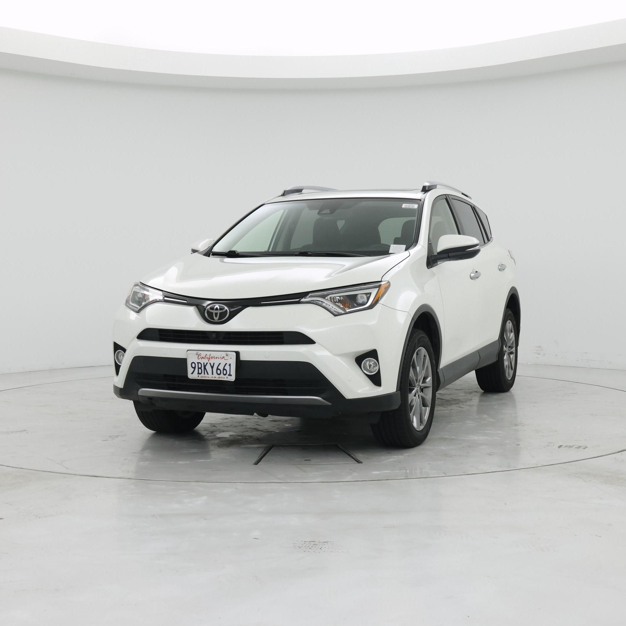 Thumbnail: 2018 Toyota RAV4 - 4