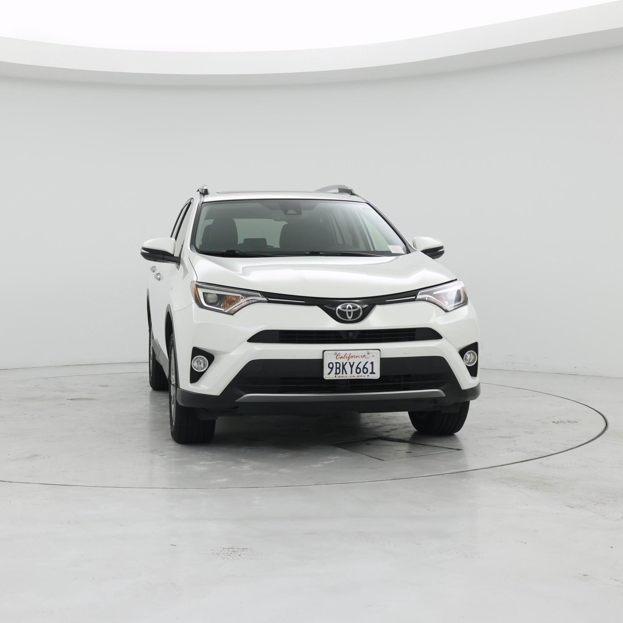 Thumbnail: 2018 Toyota RAV4 - 5