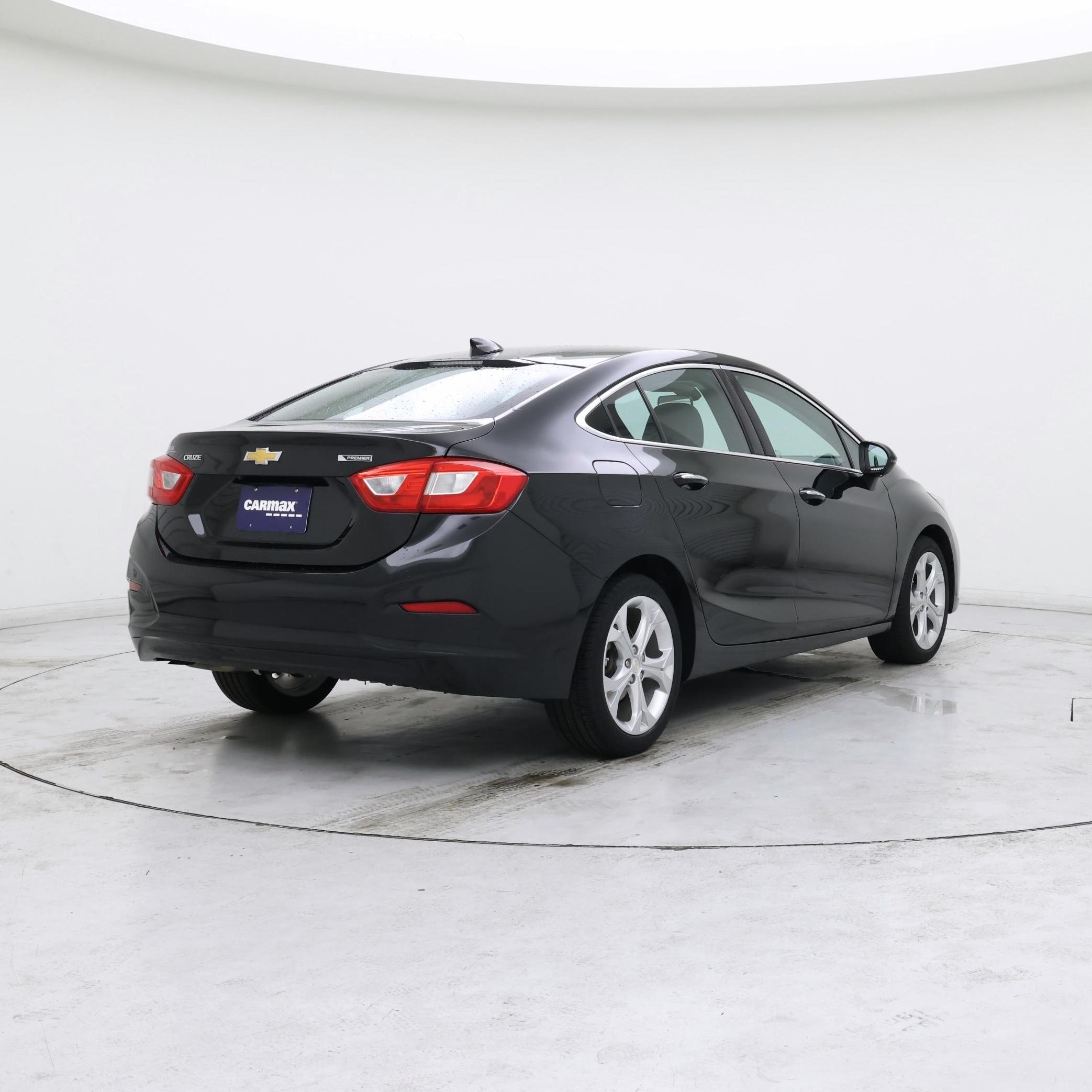 Thumbnail: 2017 Chevrolet Cruze - 8