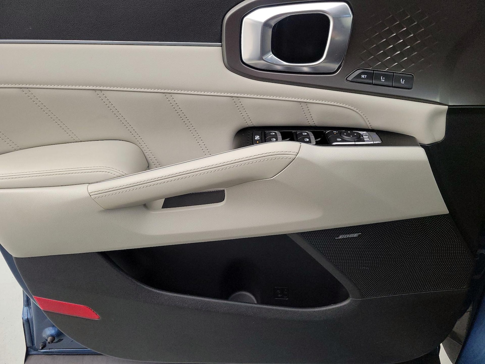 2025 Kia Sorento SX Prestige Hybrid - Photo 13