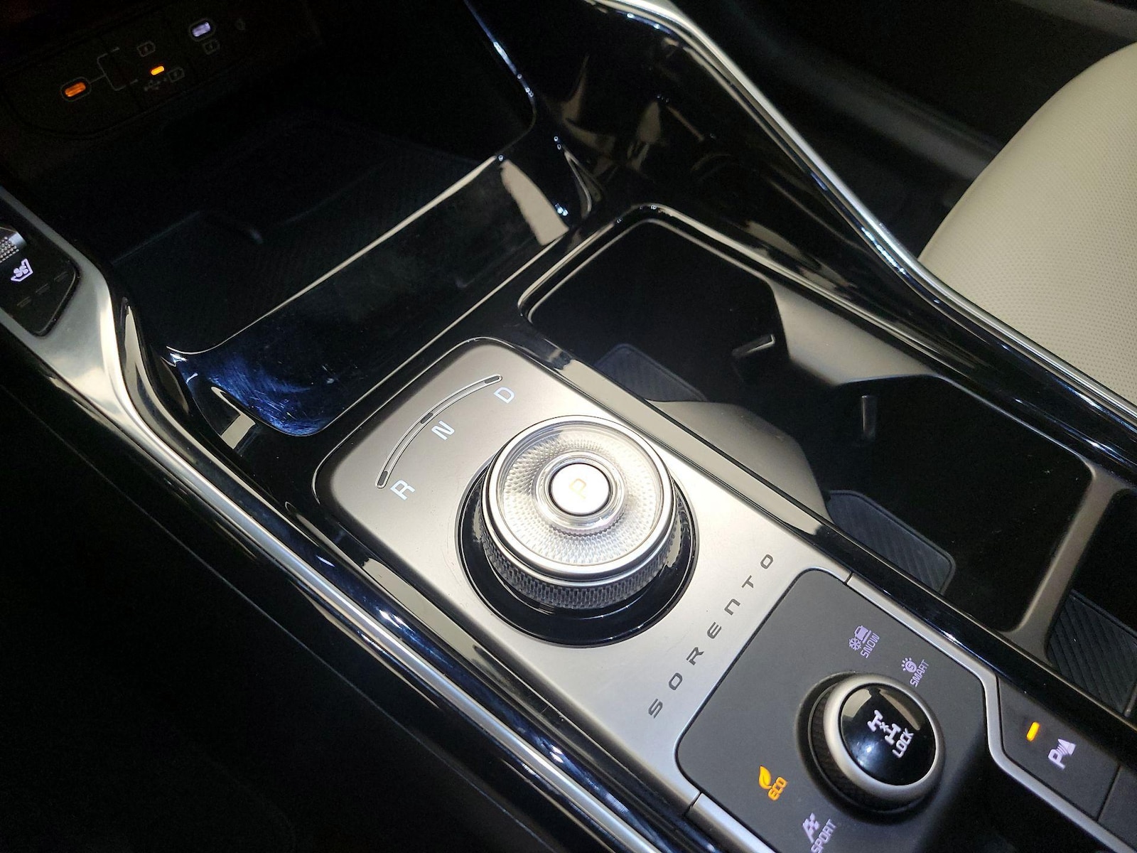 2025 Kia Sorento SX Prestige Hybrid - Photo 19