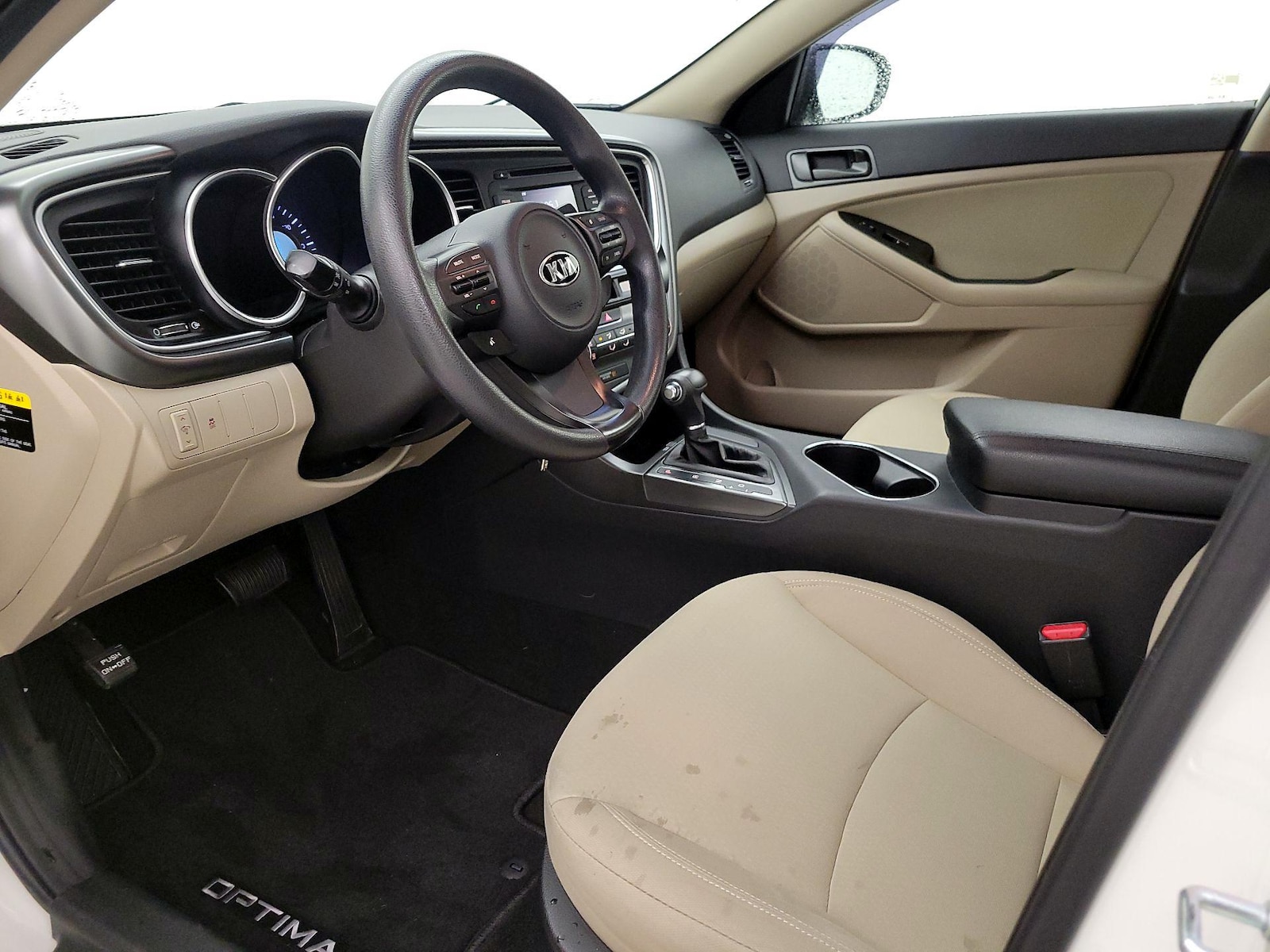 2015 Kia Optima LX - Photo 12