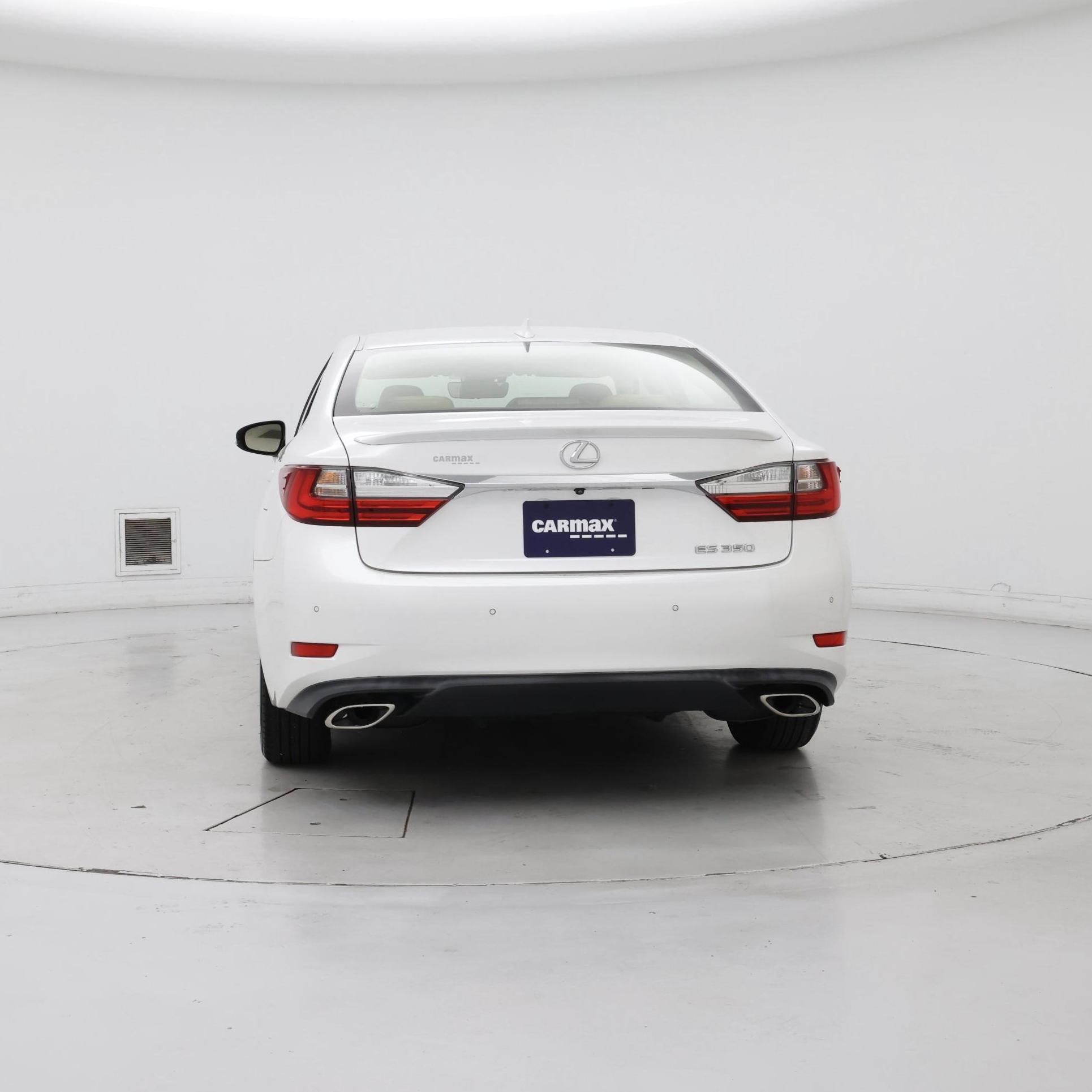 Thumbnail: 2017 Lexus ES - 6