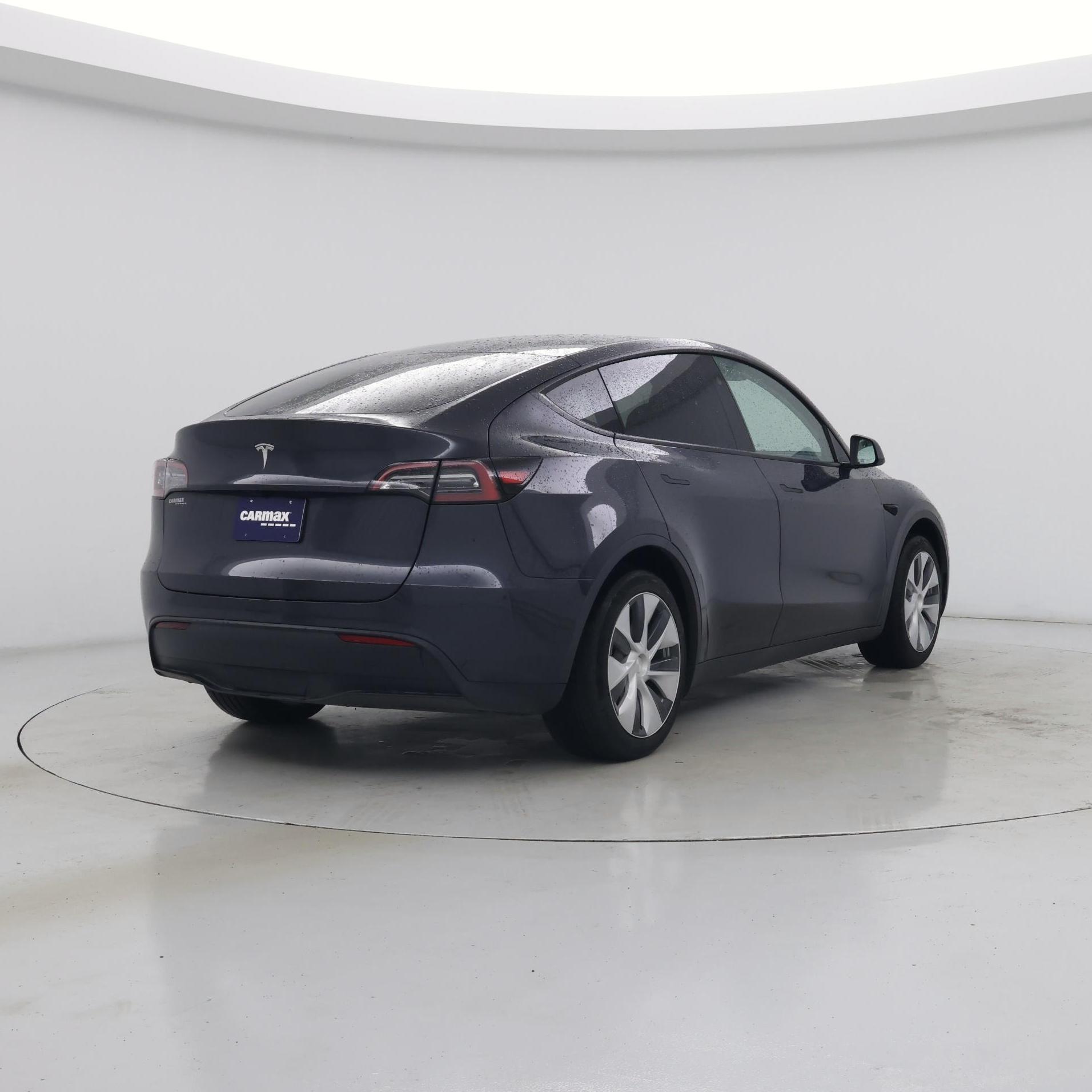 Thumbnail: 2024 Tesla Model Y - 8