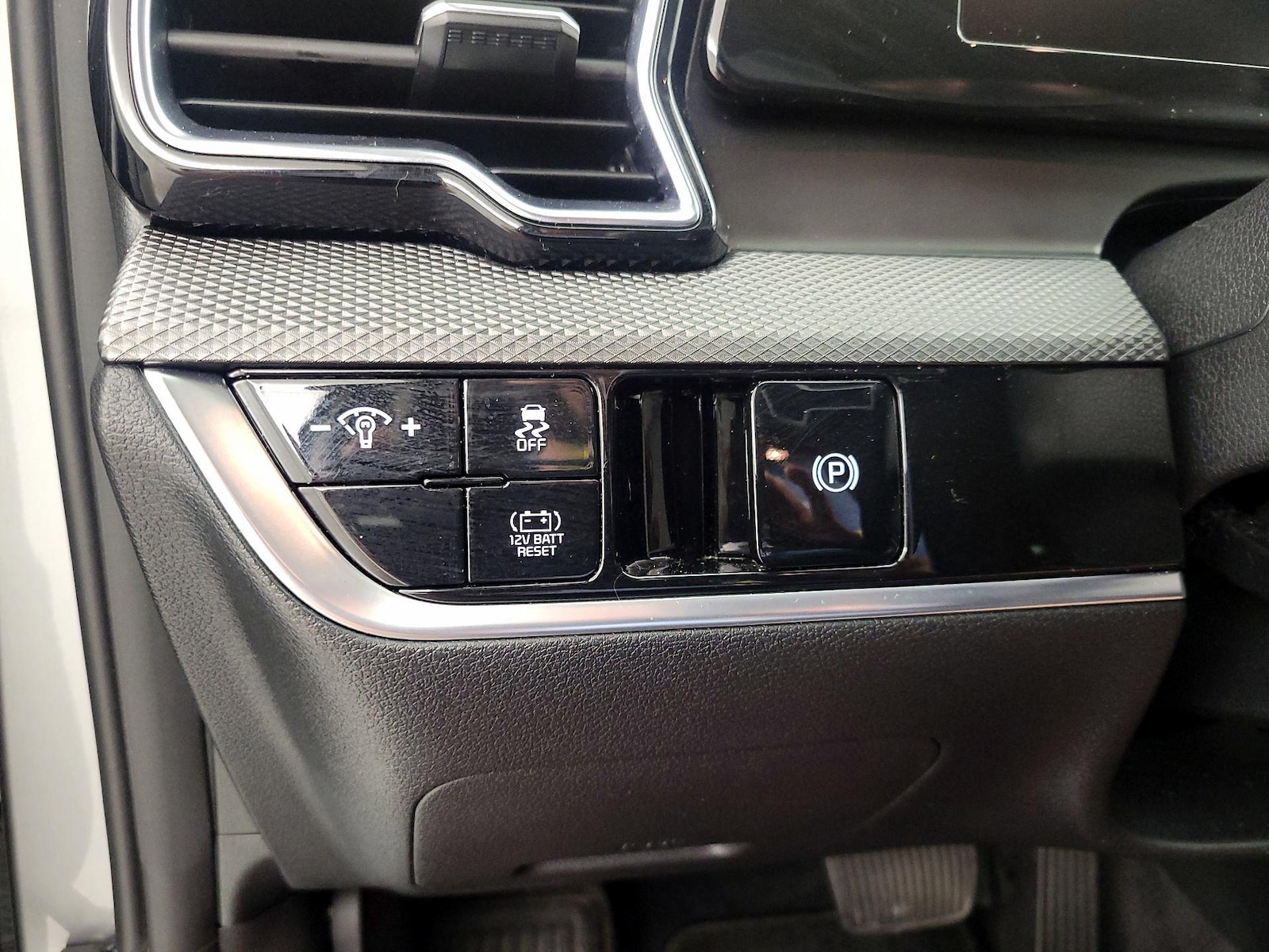 2023 Kia Sportage LX Hybrid - Photo 14