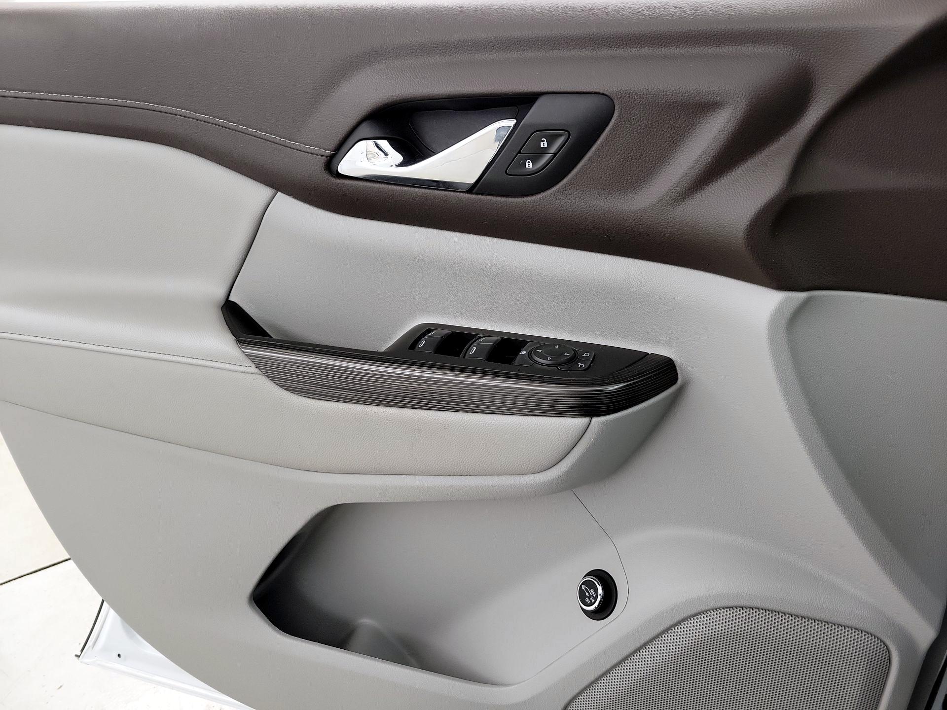 Thumbnail: 2019 GMC Acadia - 12