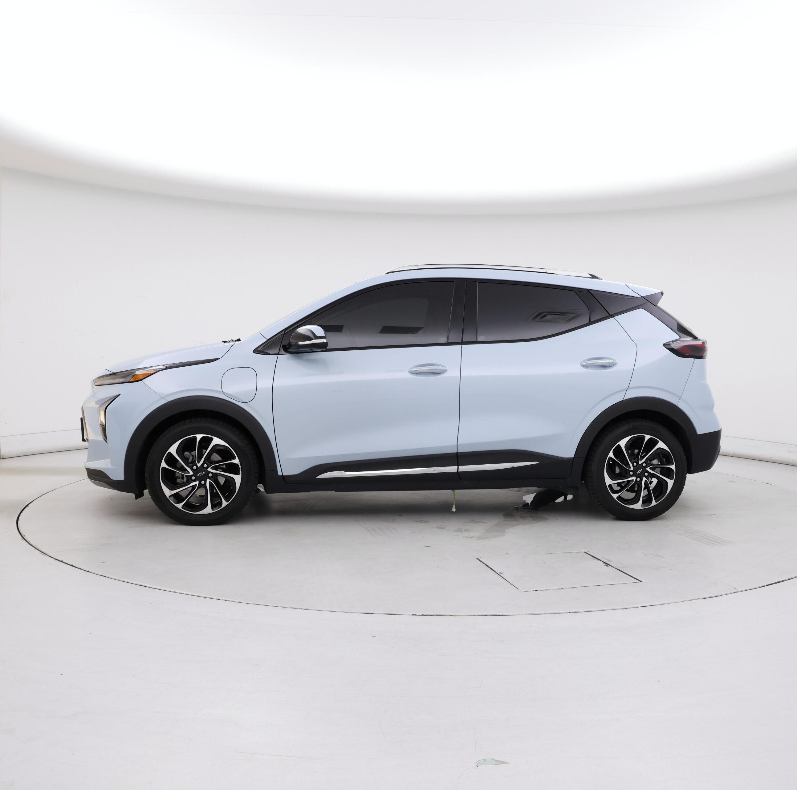 Thumbnail: 2022 Chevrolet Bolt EUV - 3