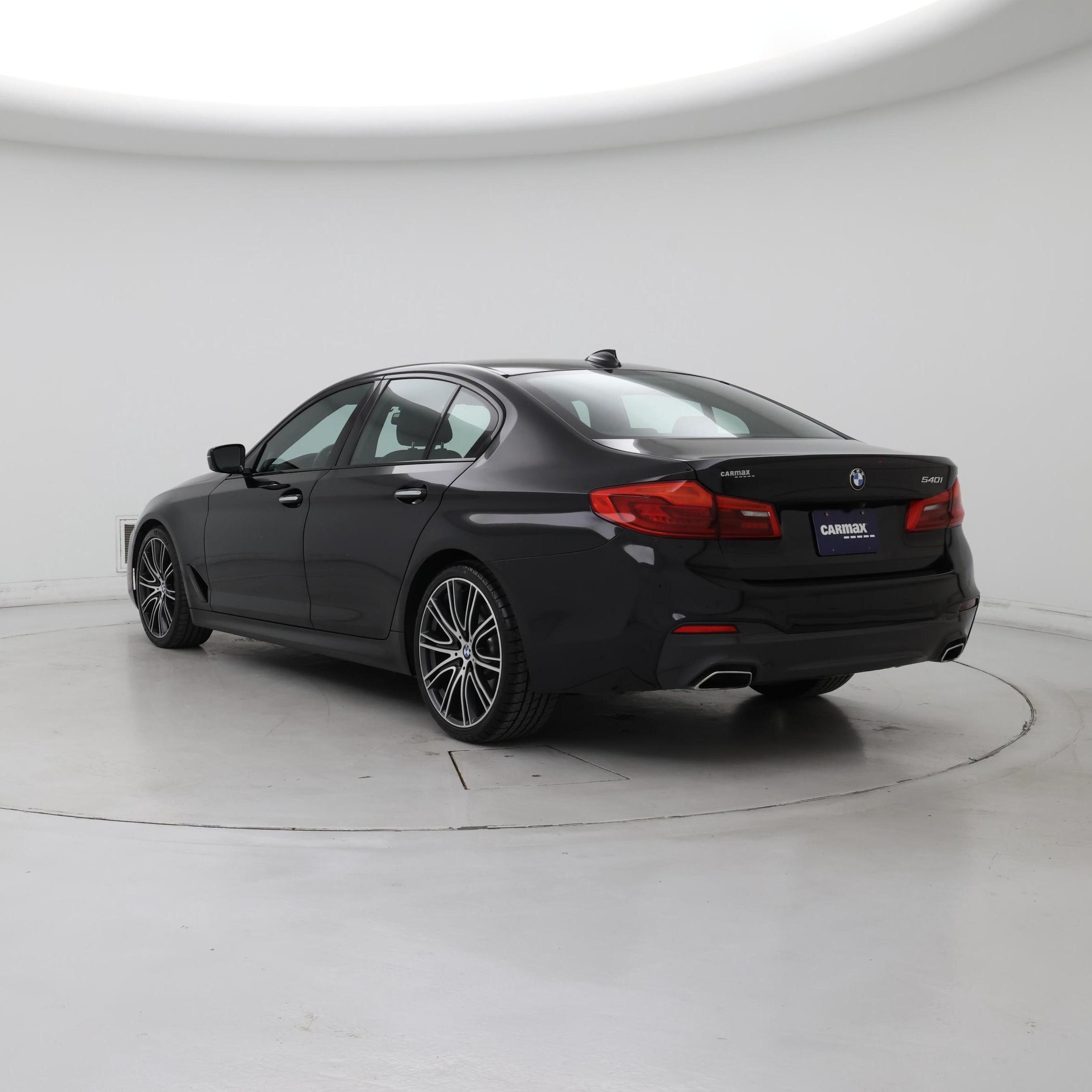 Thumbnail: 2018 BMW 5 Series - 2