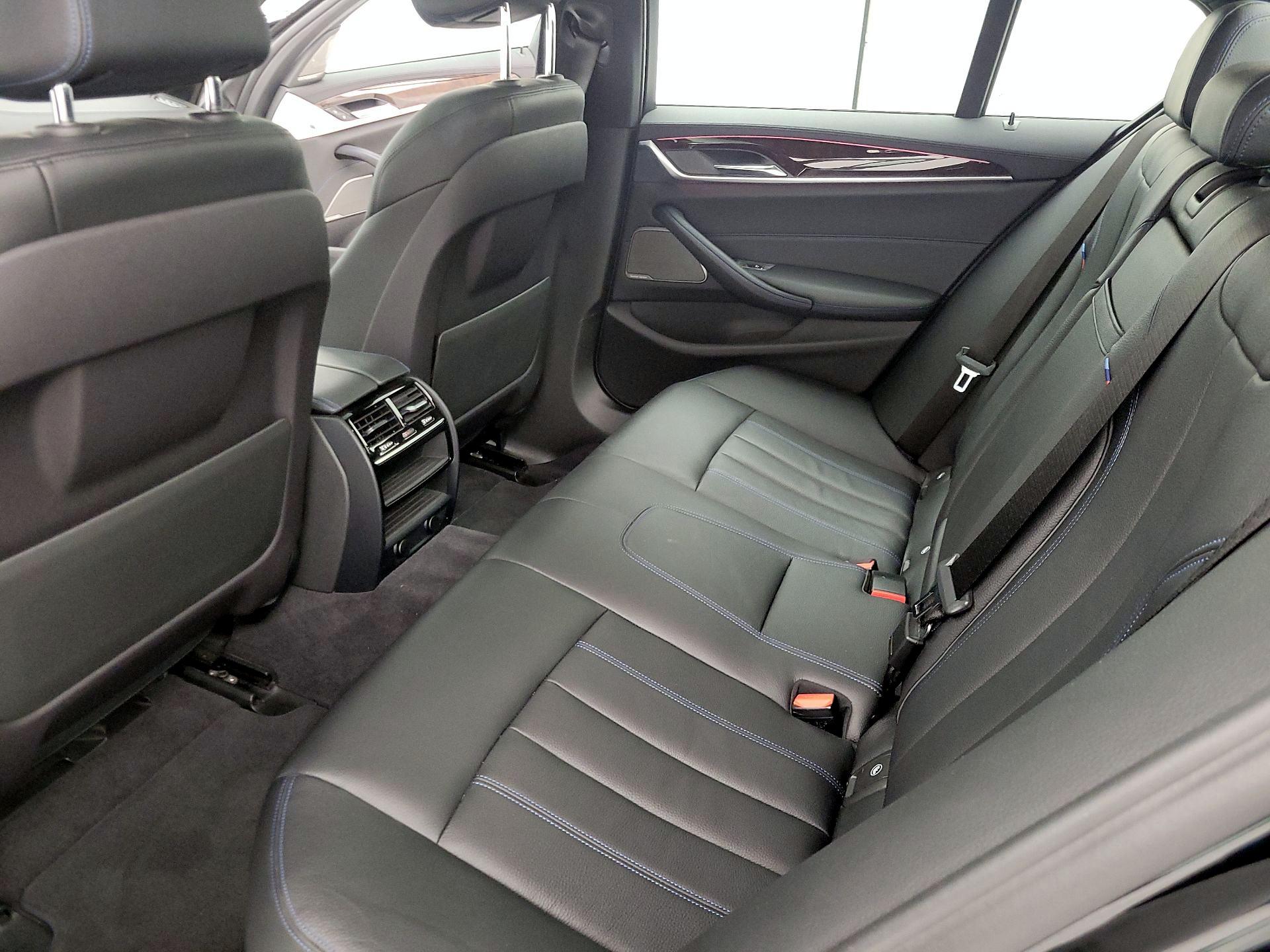 Thumbnail: 2018 BMW 5 Series - 20
