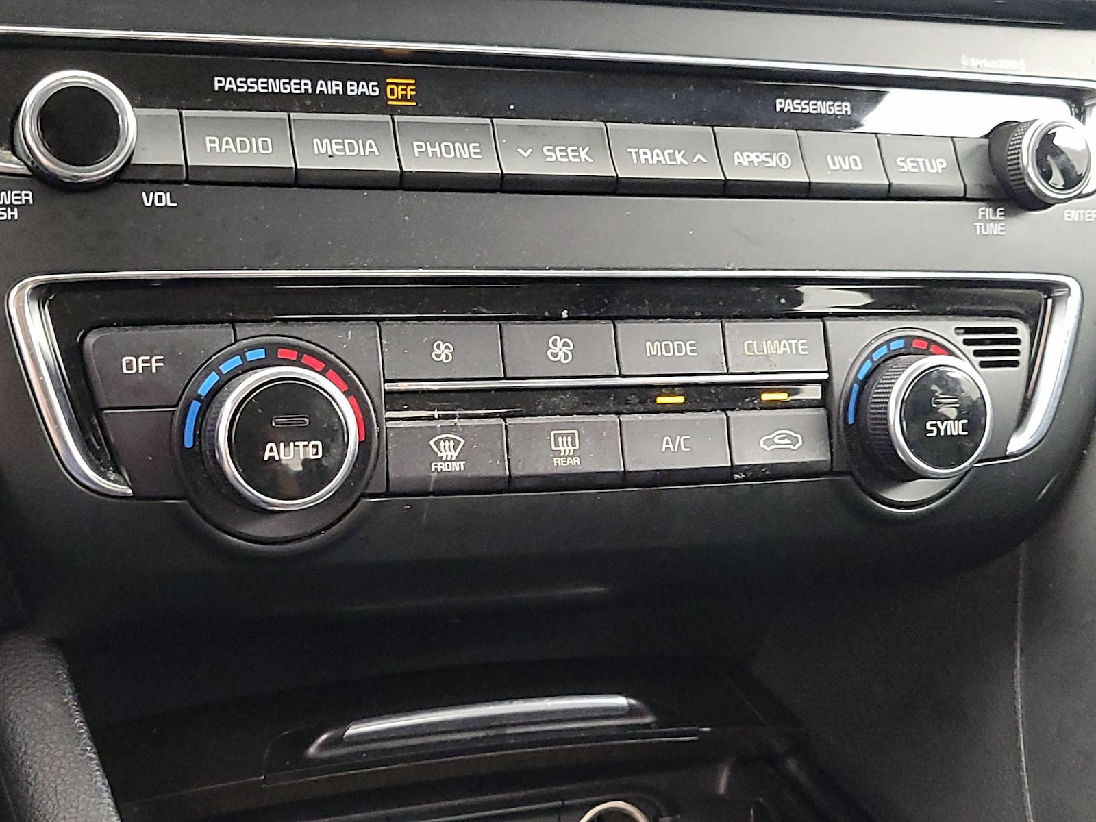 2017 Kia Optima EX - Photo 17