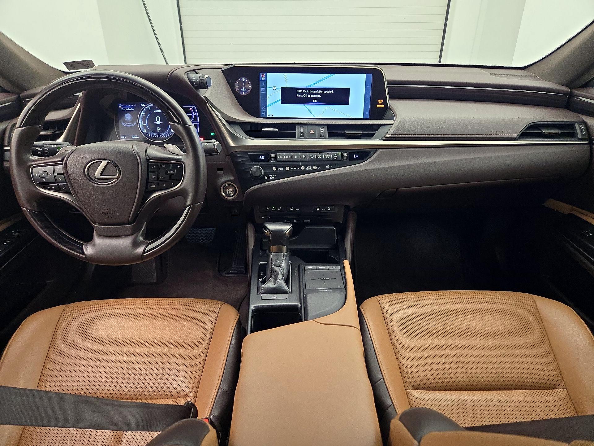 Thumbnail: 2019 Lexus ES - 9
