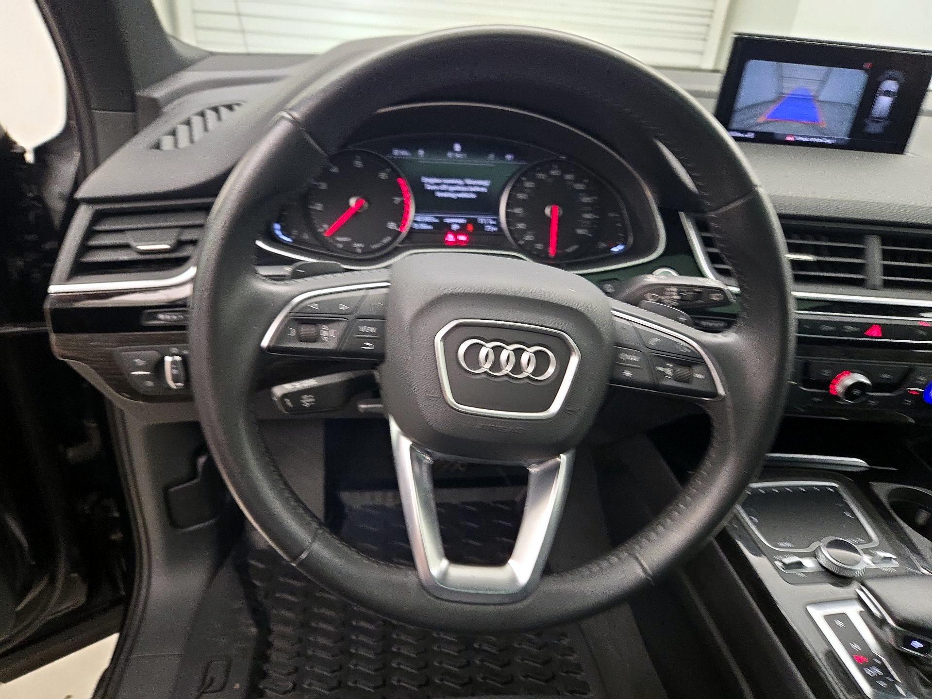 Thumbnail: 2018 Audi Q7 - 10