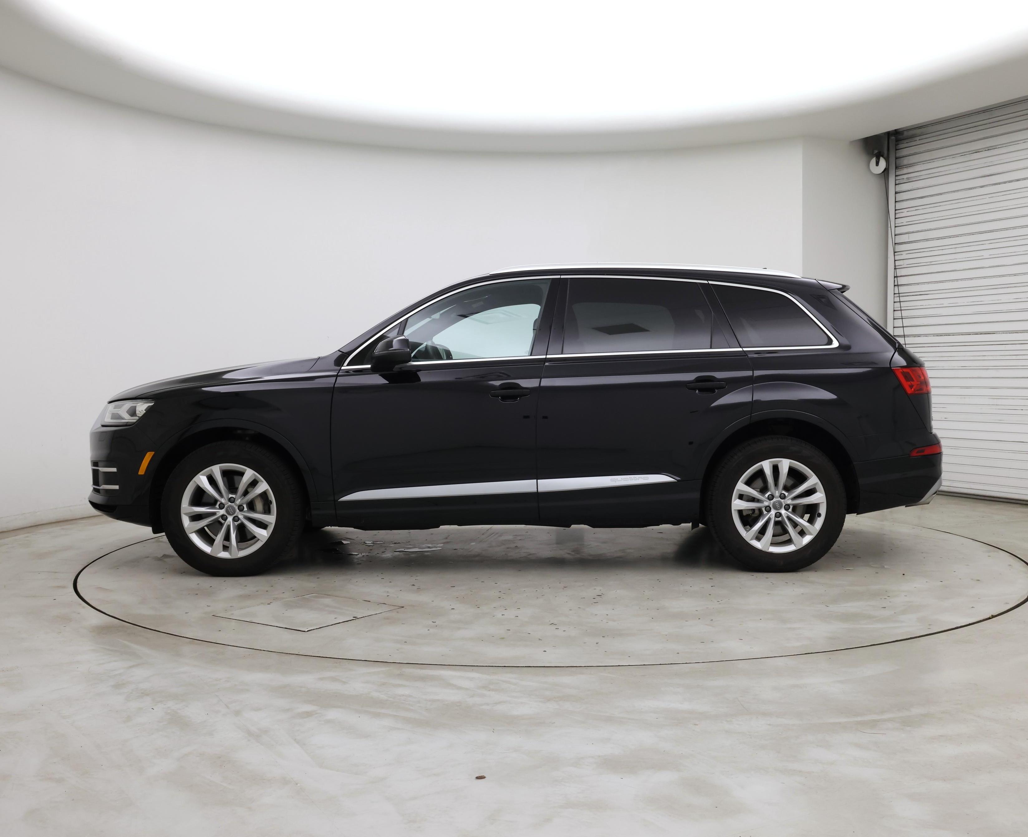 Thumbnail: 2018 Audi Q7 - 3
