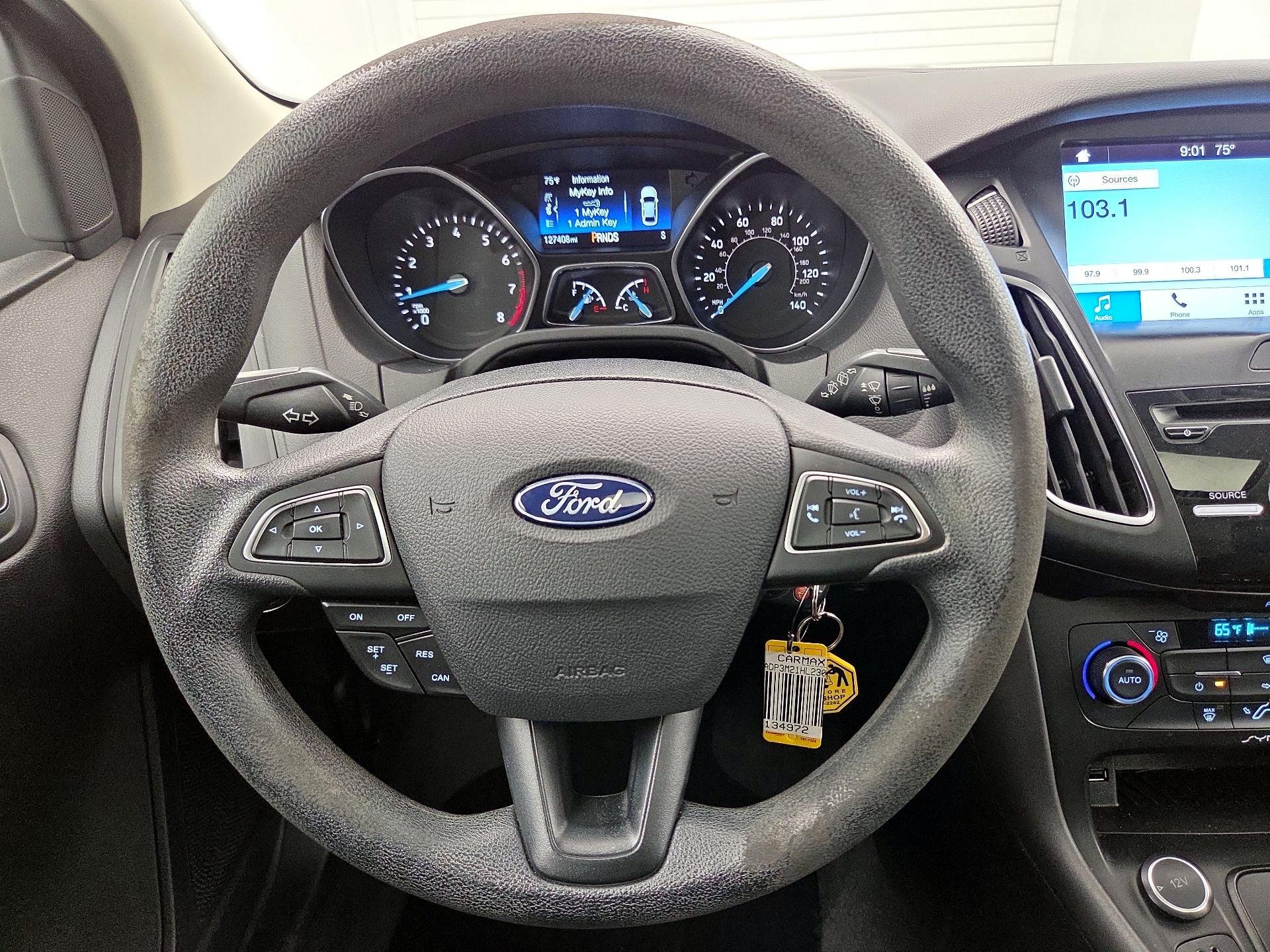 Thumbnail: 2017 Ford Focus - 10
