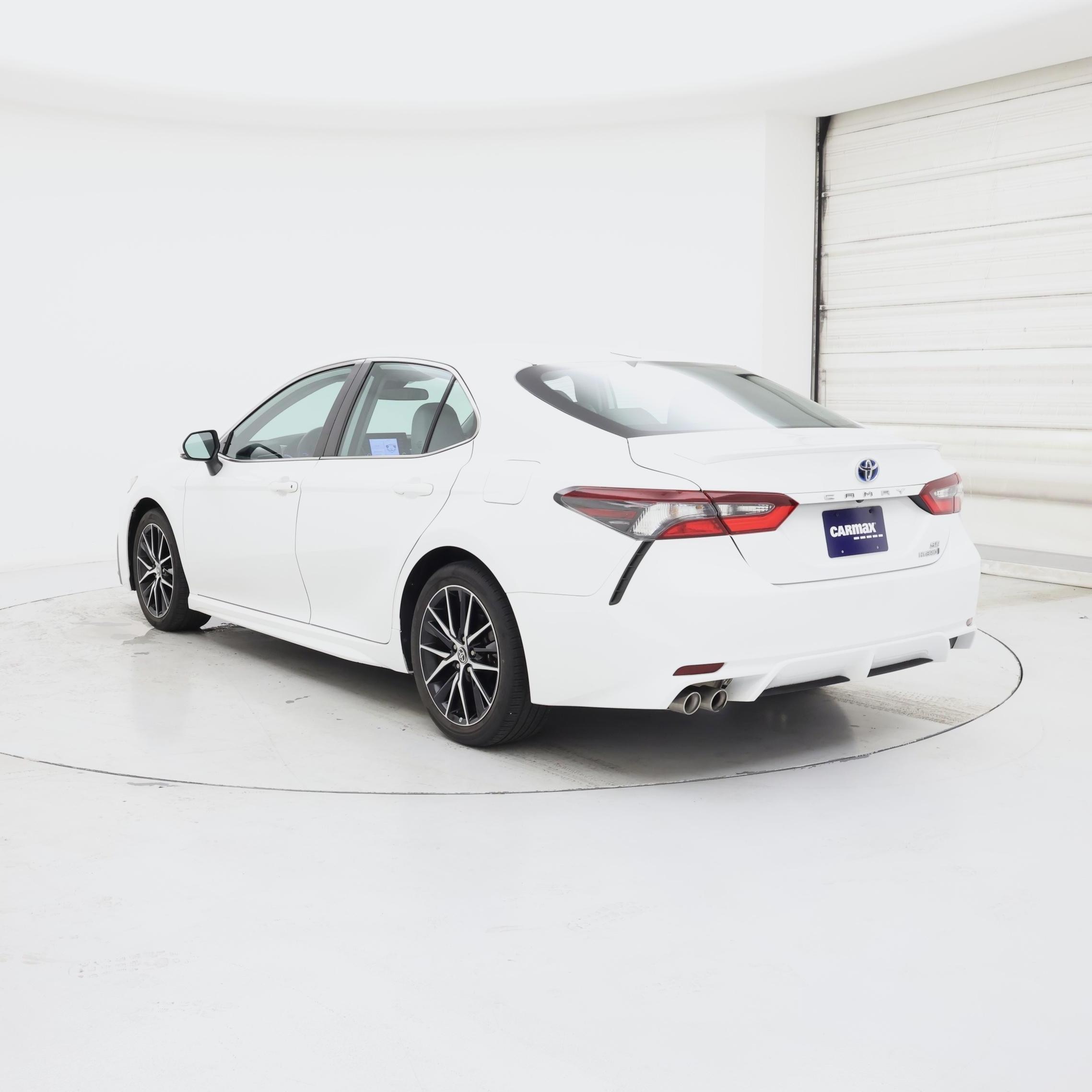 Thumbnail: 2022 Toyota Camry - 2