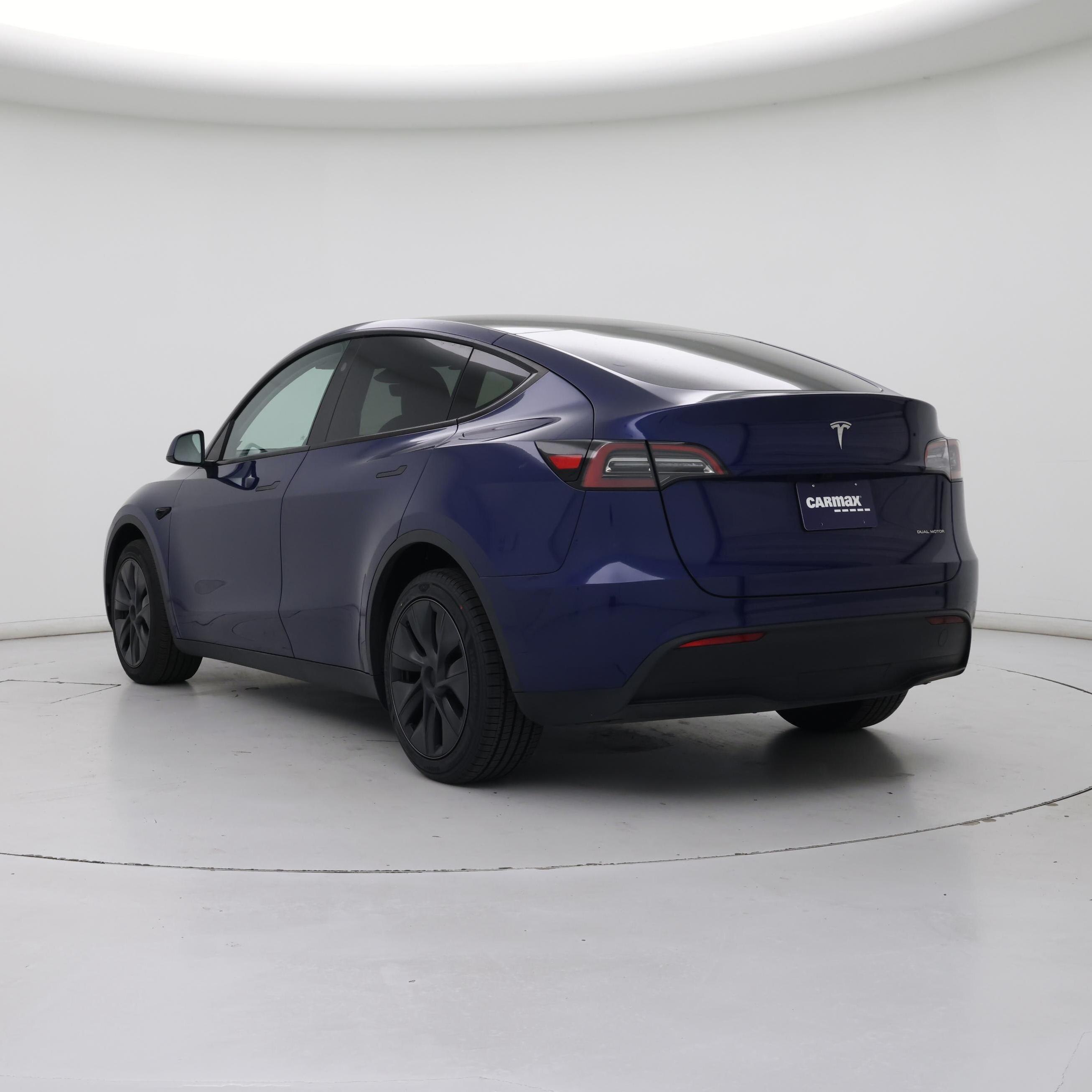 Thumbnail: 2025 Tesla Model Y - 2