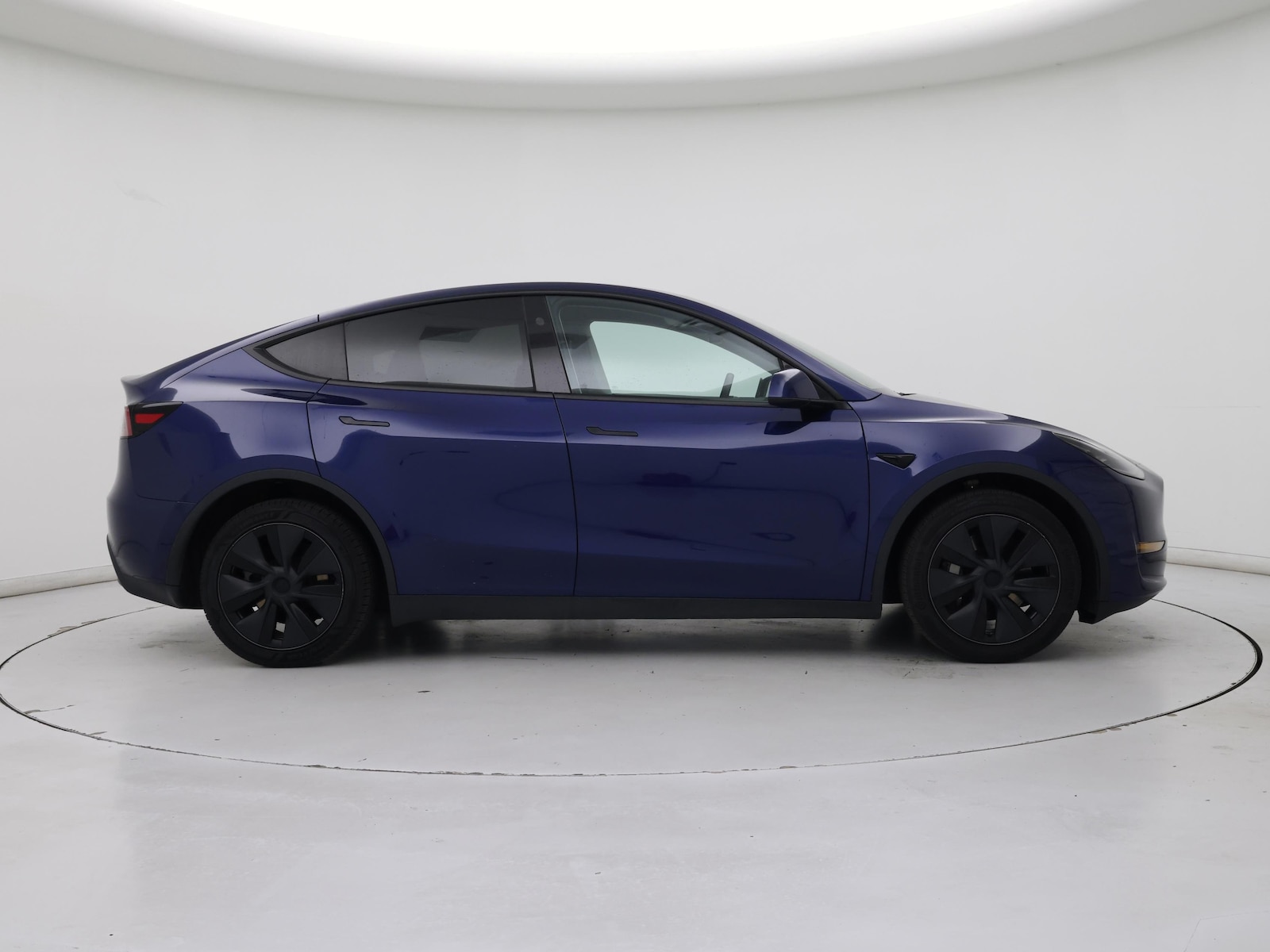 2025 Tesla Model Y Long Range - Photo 8