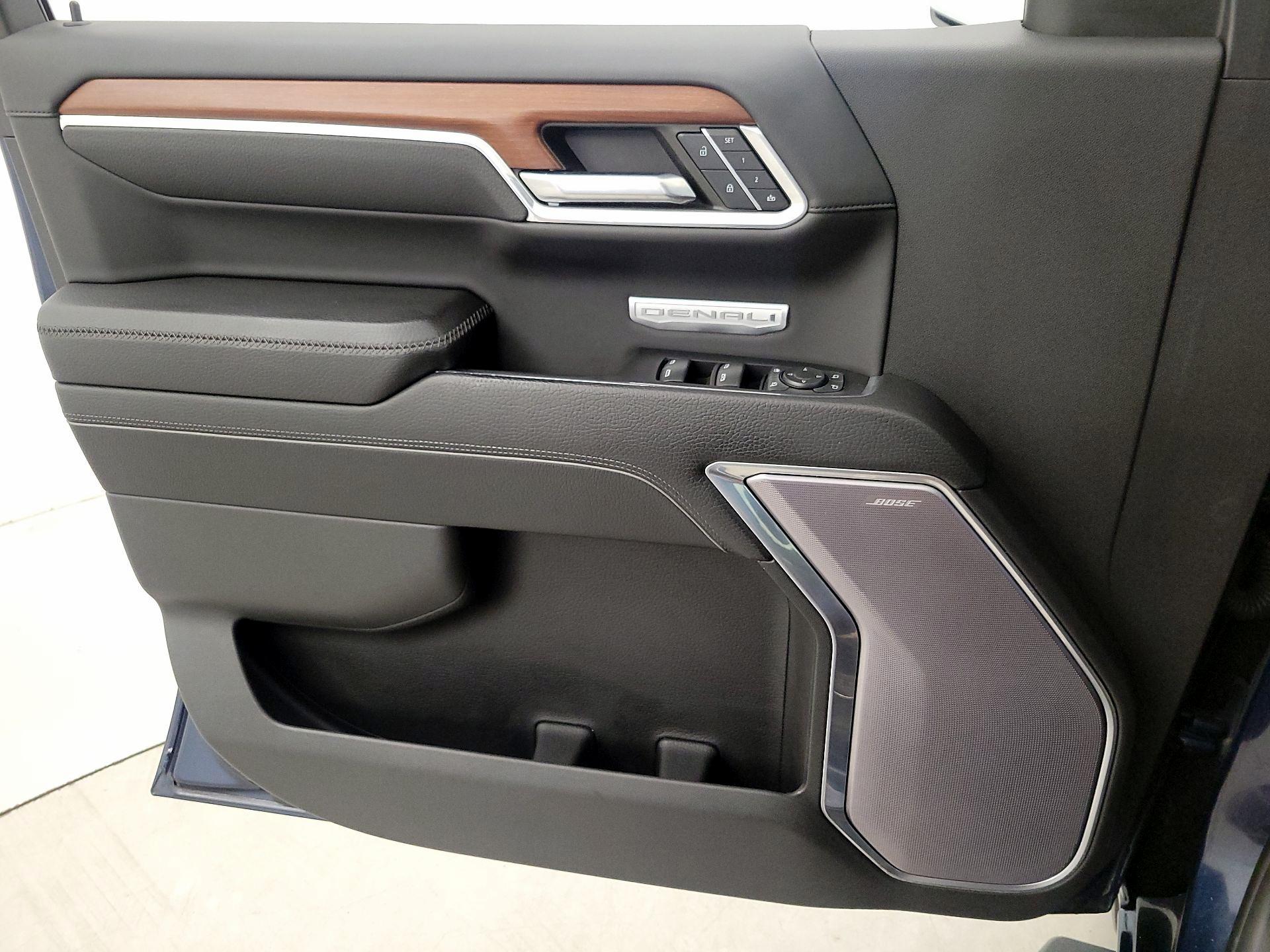 Thumbnail: 2022 GMC Sierra 1500 - 12