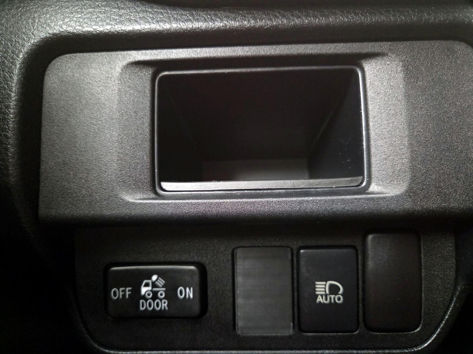 2018 Toyota Tacoma SR5 - Photo 14