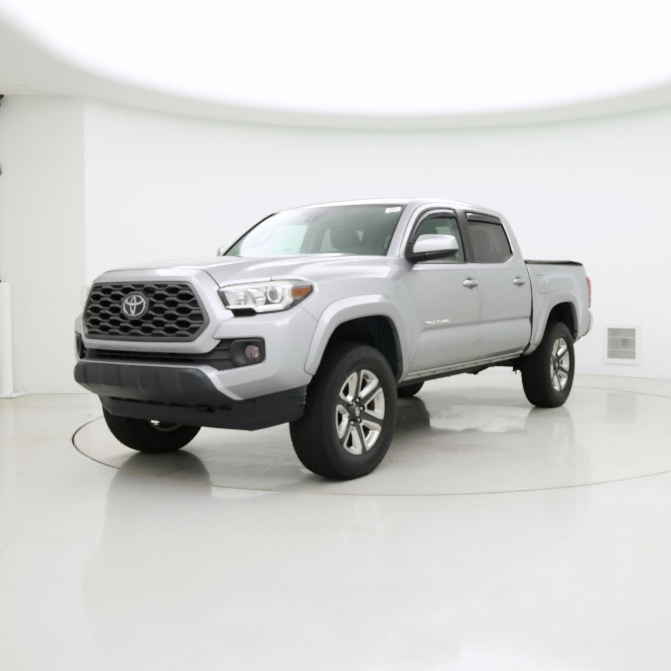 Thumbnail: 2018 Toyota Tacoma - 4