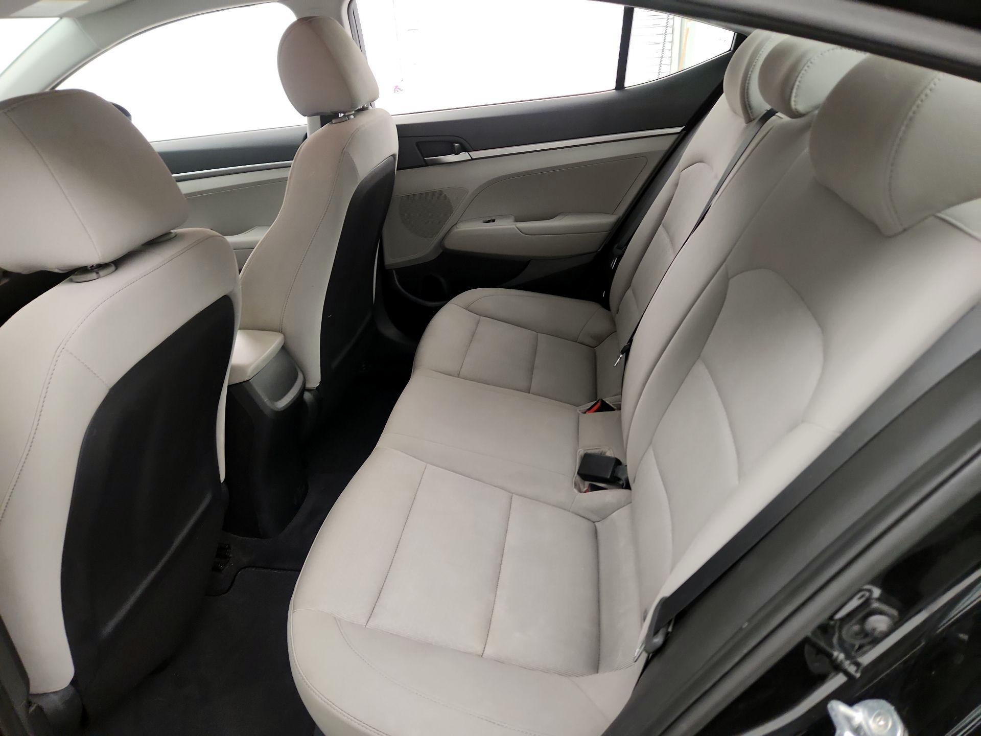 Thumbnail: 2018 Hyundai Elantra - 19