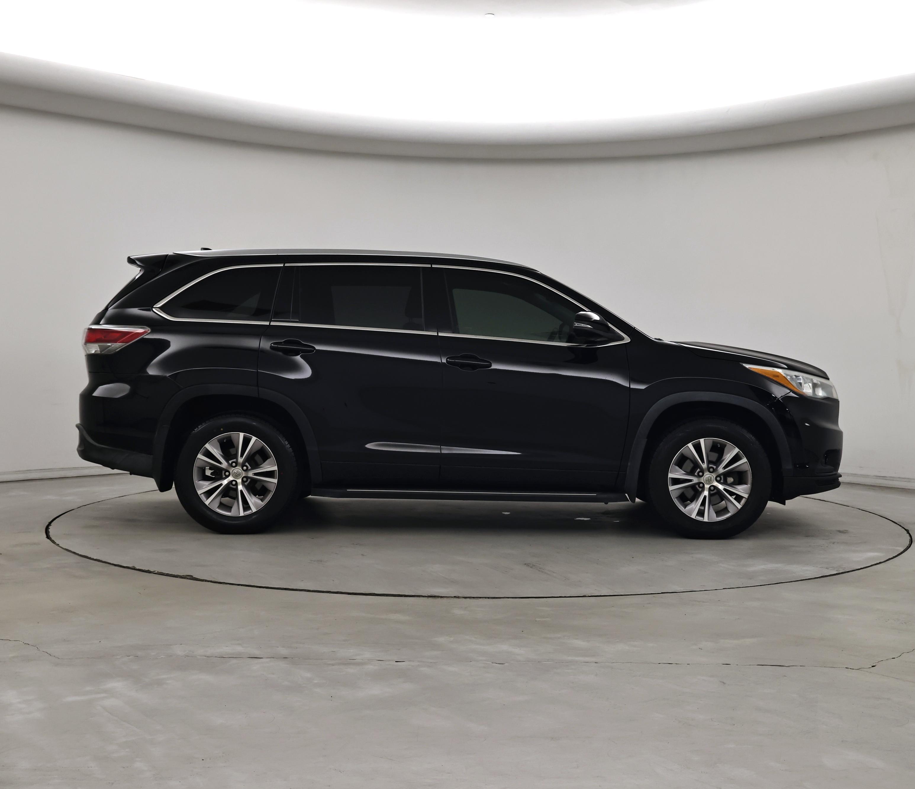 Thumbnail: 2015 Toyota Highlander - 7