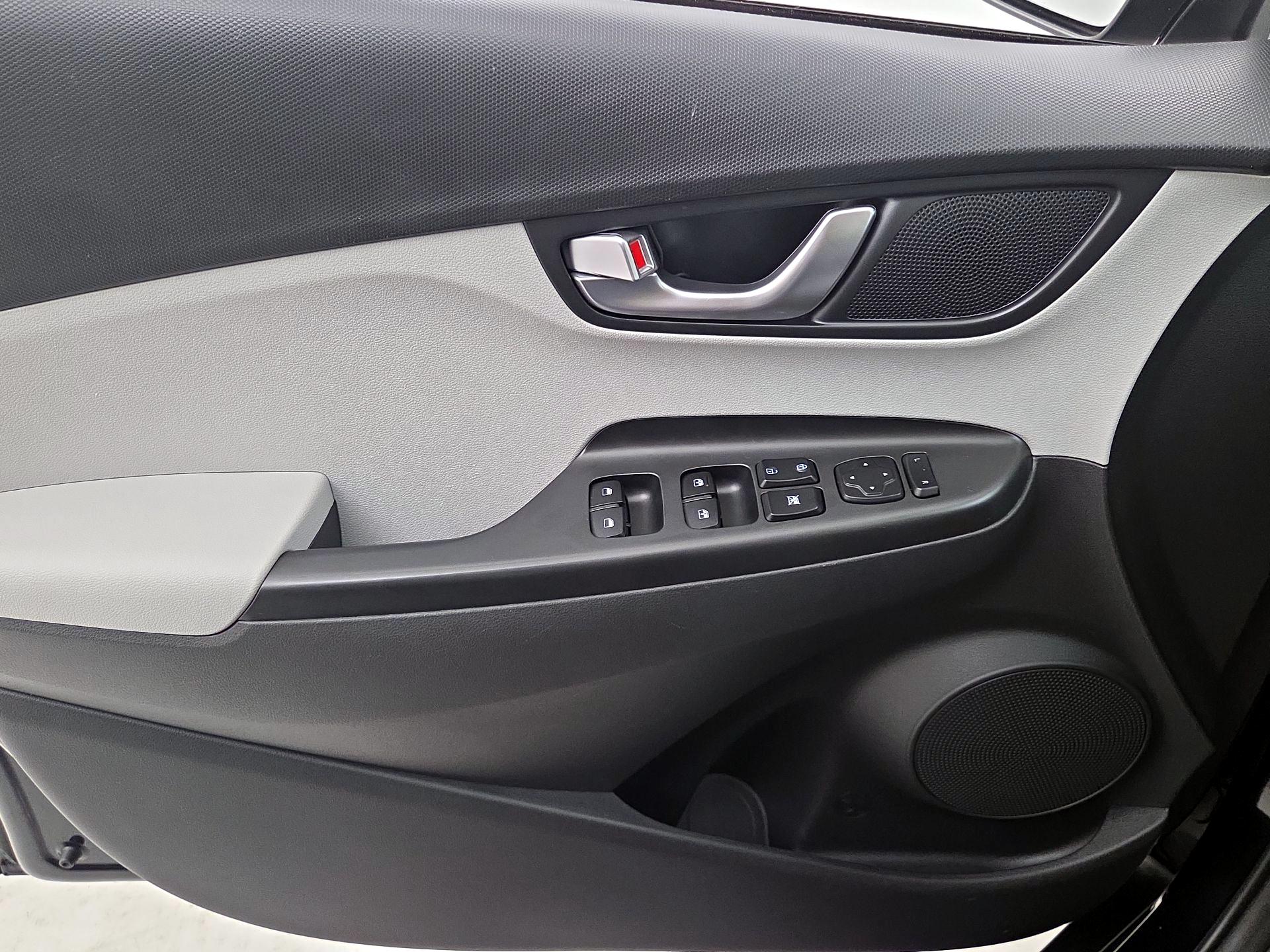 Thumbnail: 2023 Hyundai Kona - 12