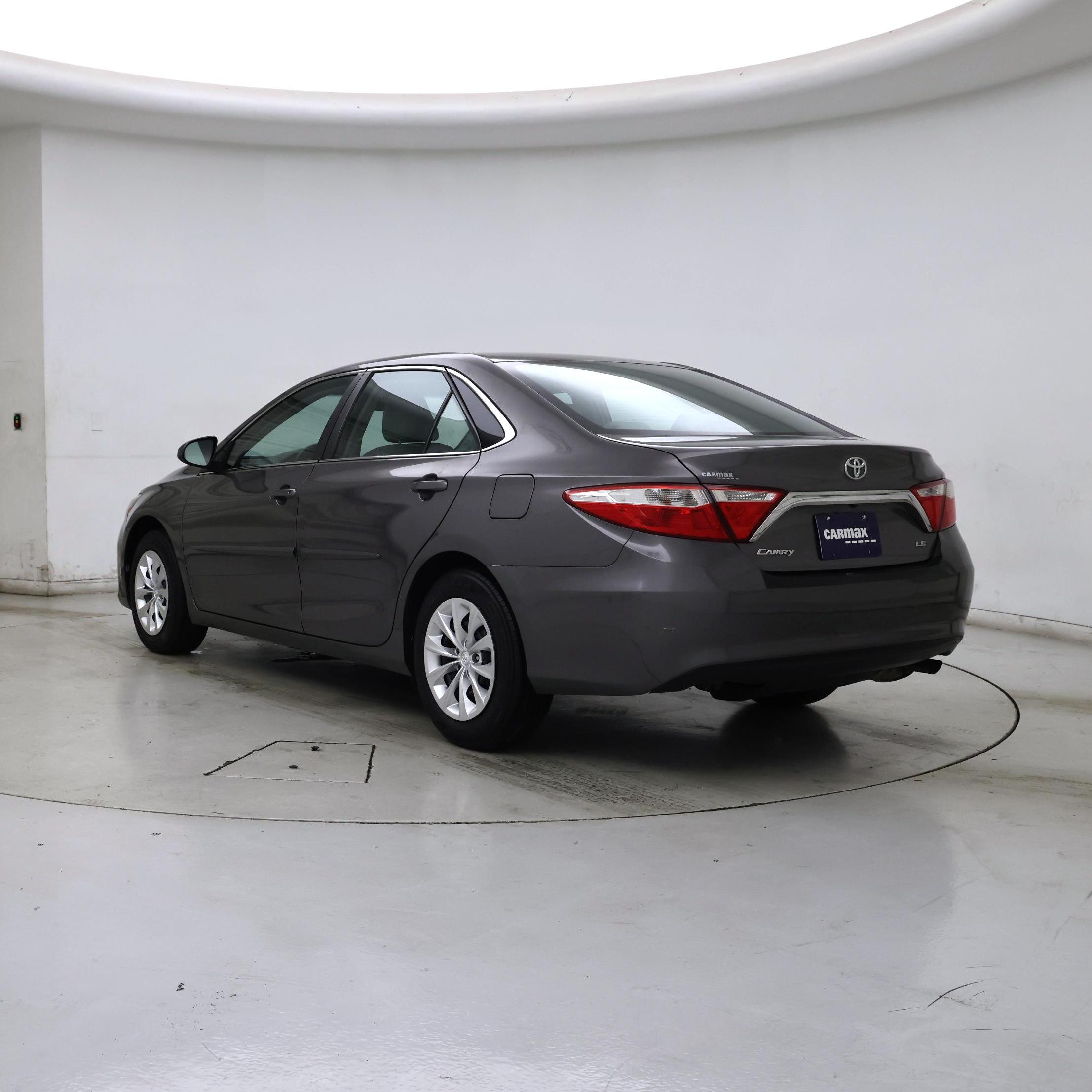 Thumbnail: 2017 Toyota Camry - 2