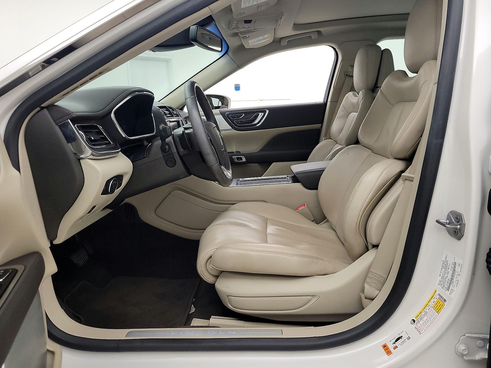 Thumbnail: 2017 Lincoln Continental - 11