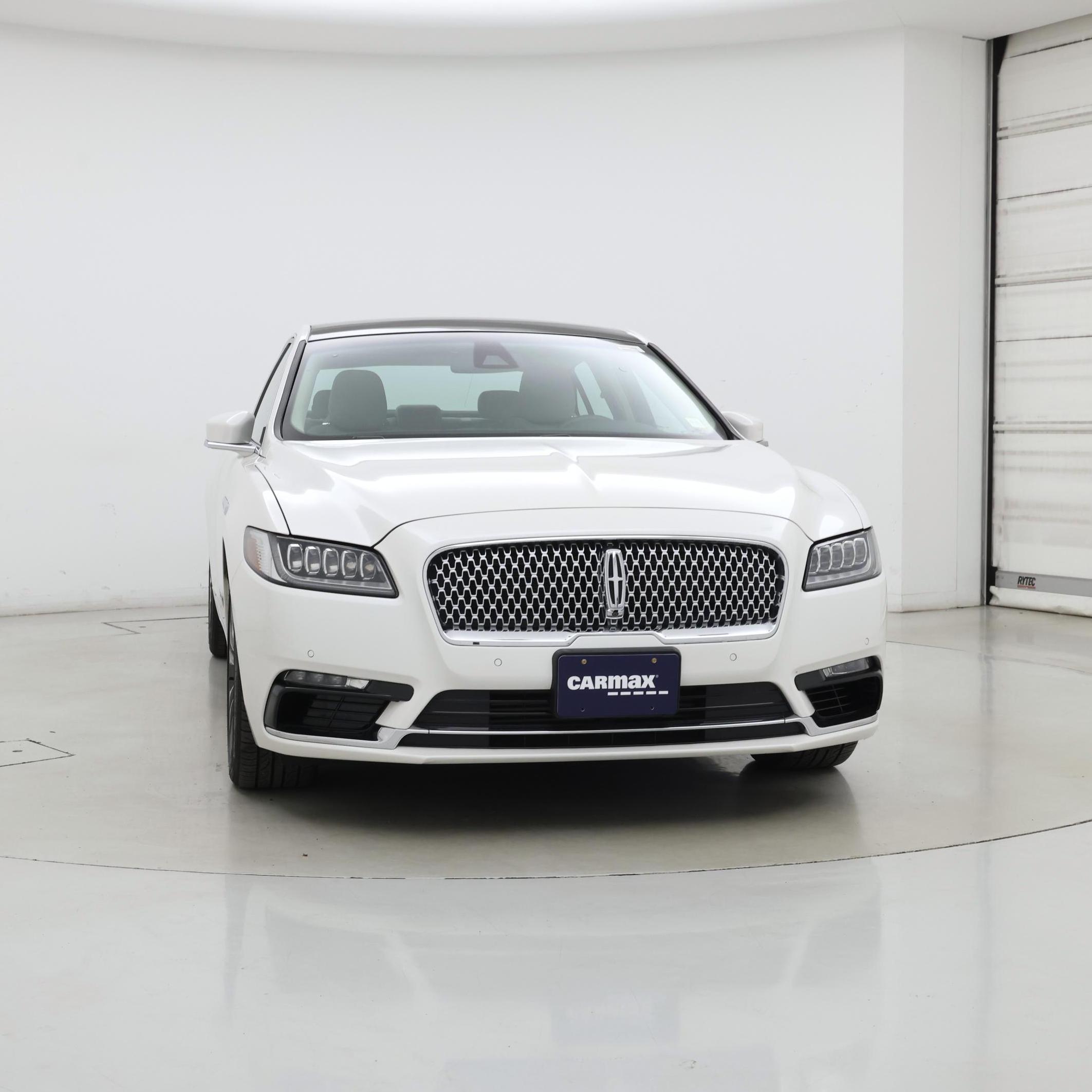 Thumbnail: 2017 Lincoln Continental - 5