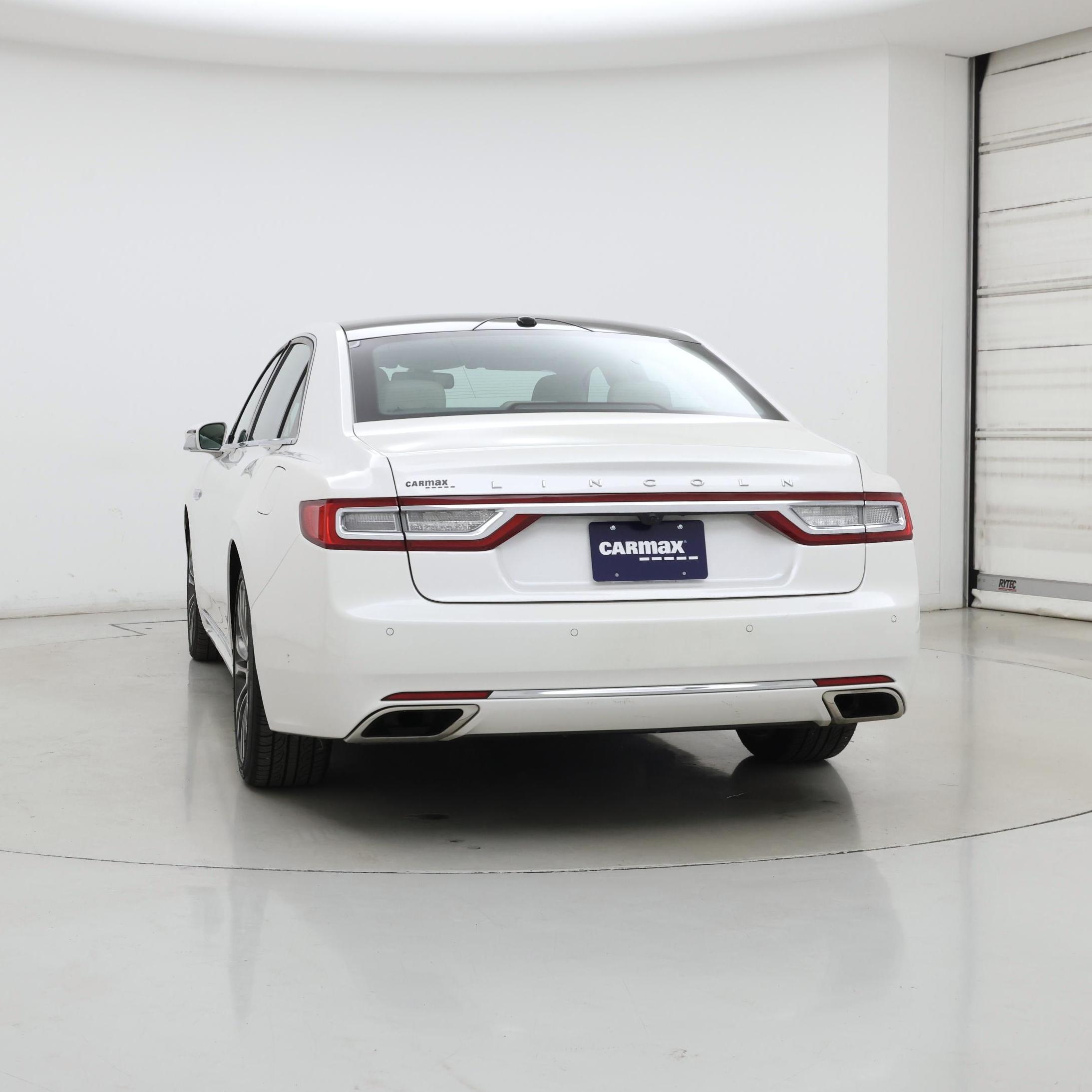 Thumbnail: 2017 Lincoln Continental - 6