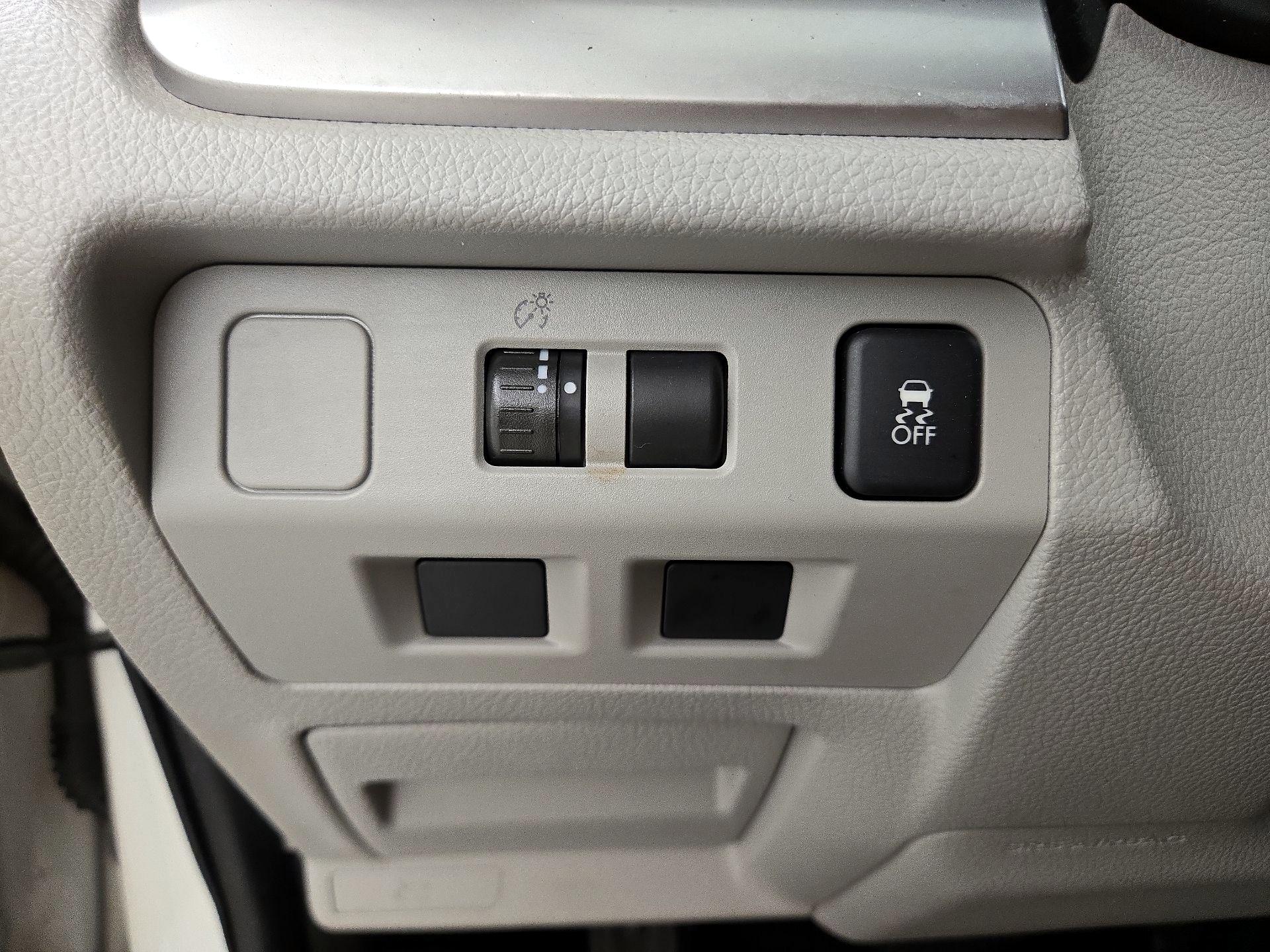 Thumbnail: 2015 Subaru Forester - 13