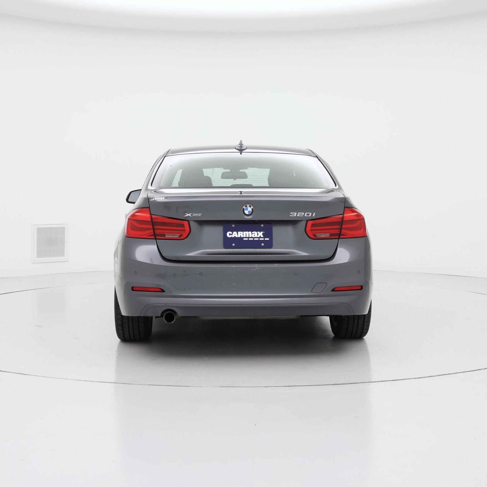 Thumbnail: 2016 BMW 3 Series - 6