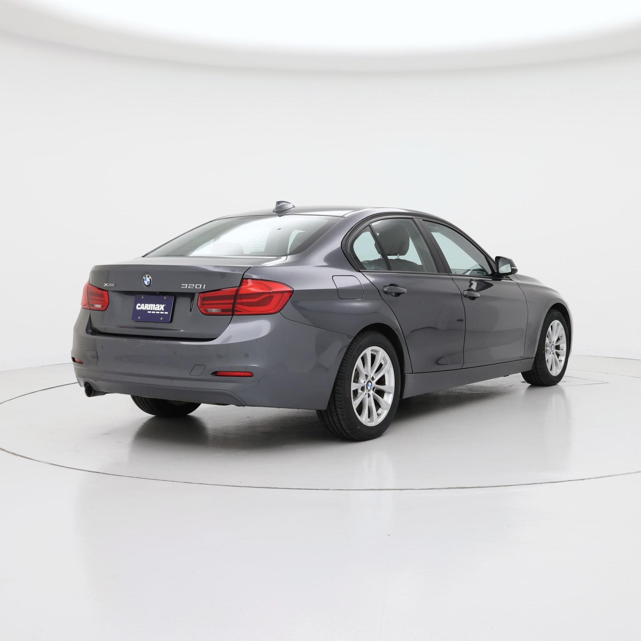 Thumbnail: 2016 BMW 3 Series - 8