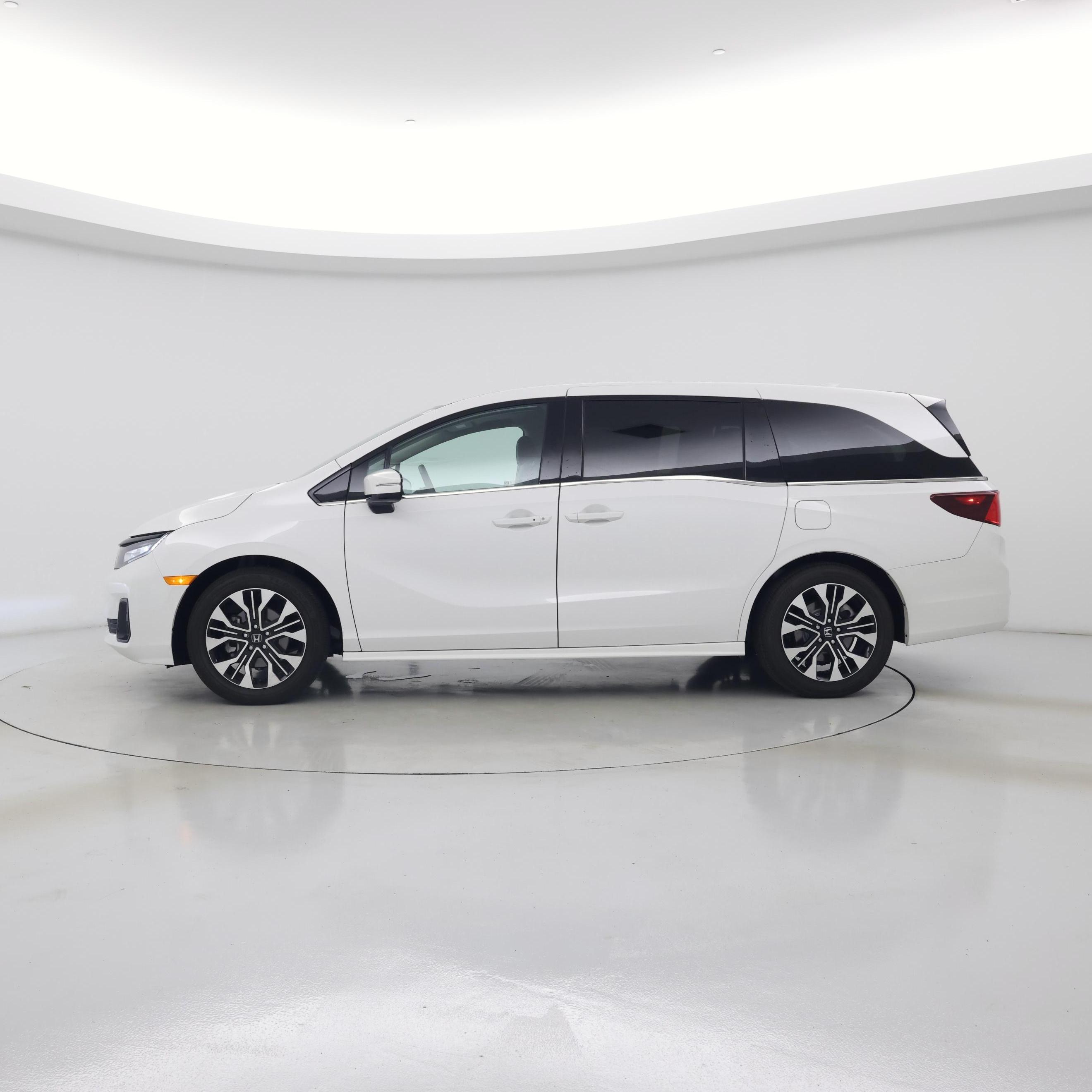 Thumbnail: 2025 Honda Odyssey - 3